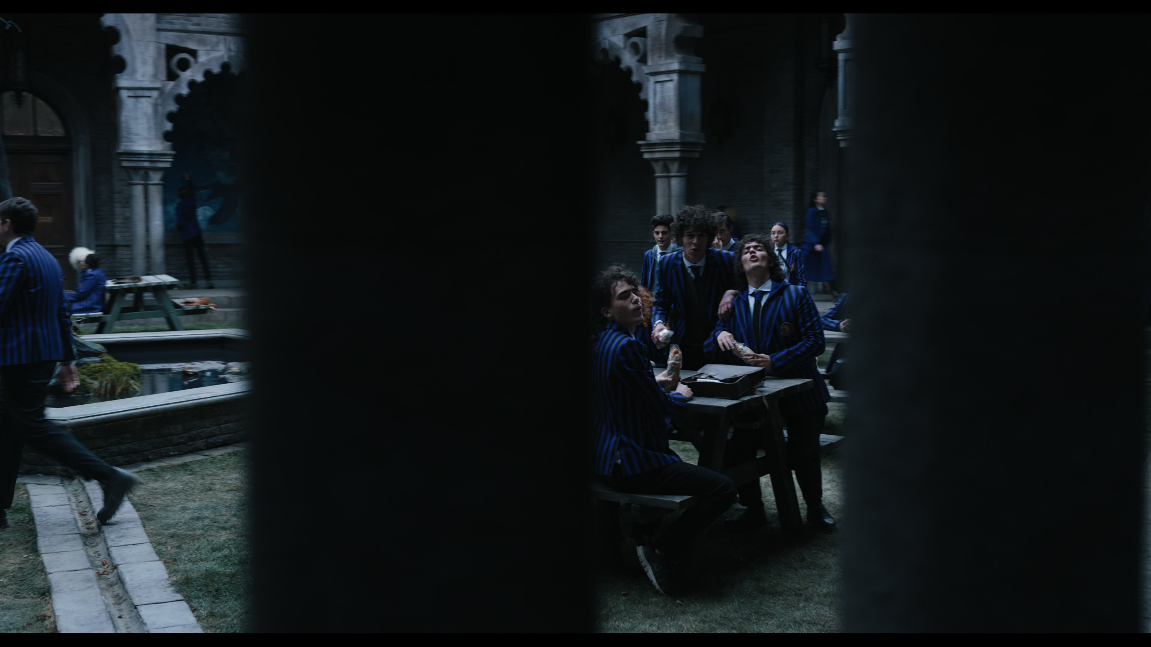 Wednesday S01E01 “Wednesday’s Child Is Full of Woe” HD screenshot 1766