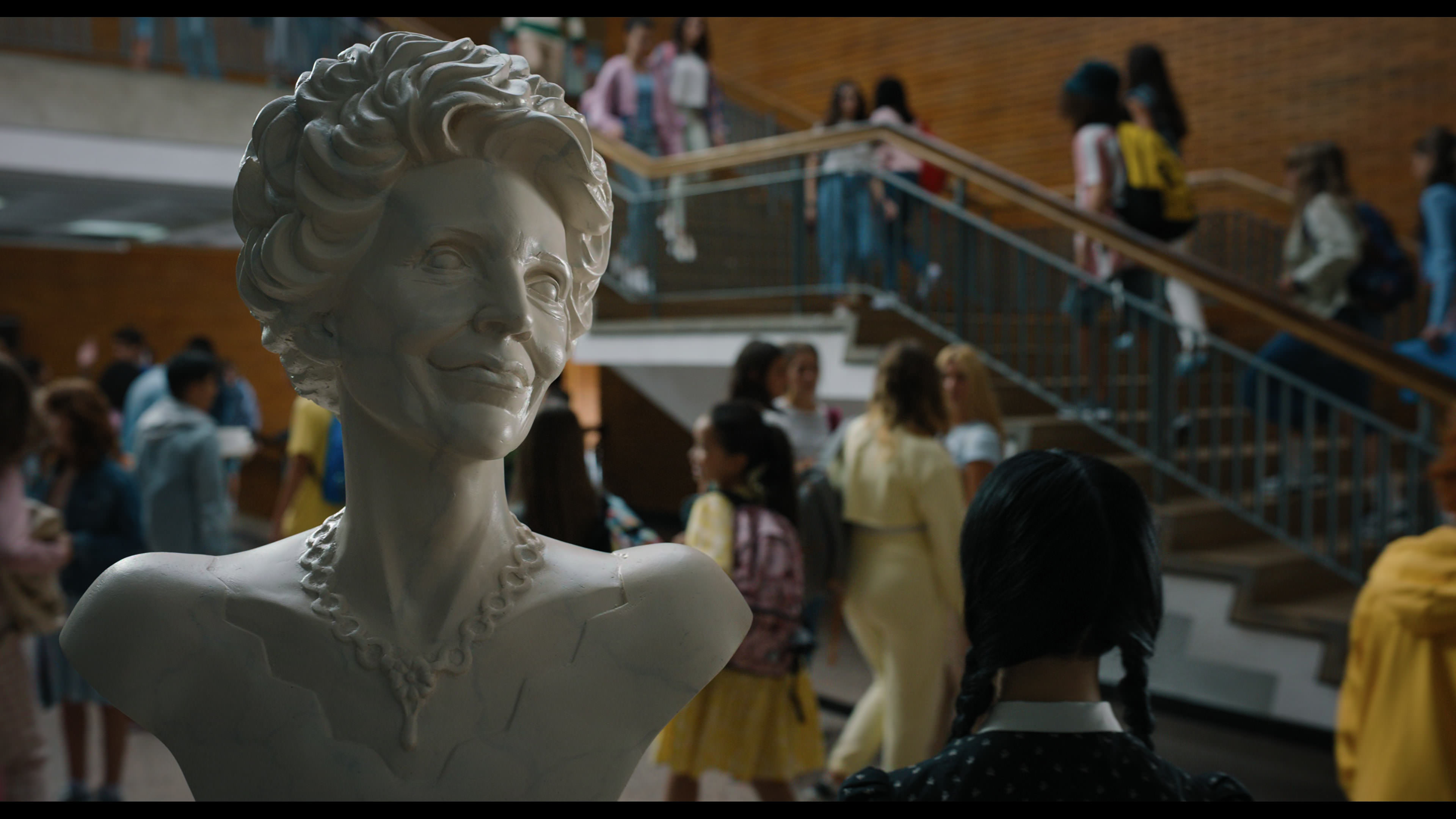 Wednesday S01E01 “Wednesday’s Child Is Full of Woe” screencap 18