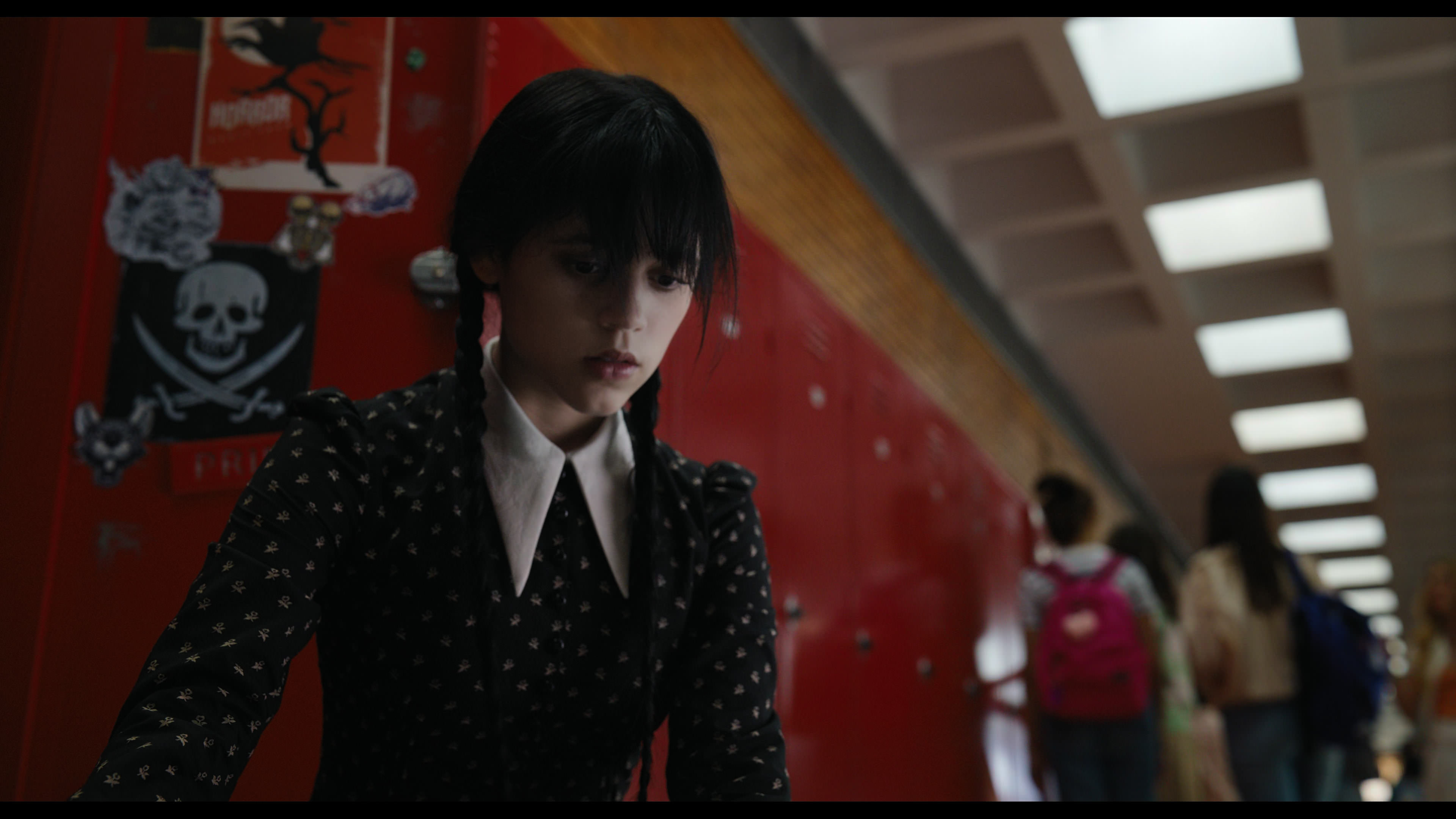 Wednesday S01E01 “Wednesday’s Child Is Full of Woe” screencap 201