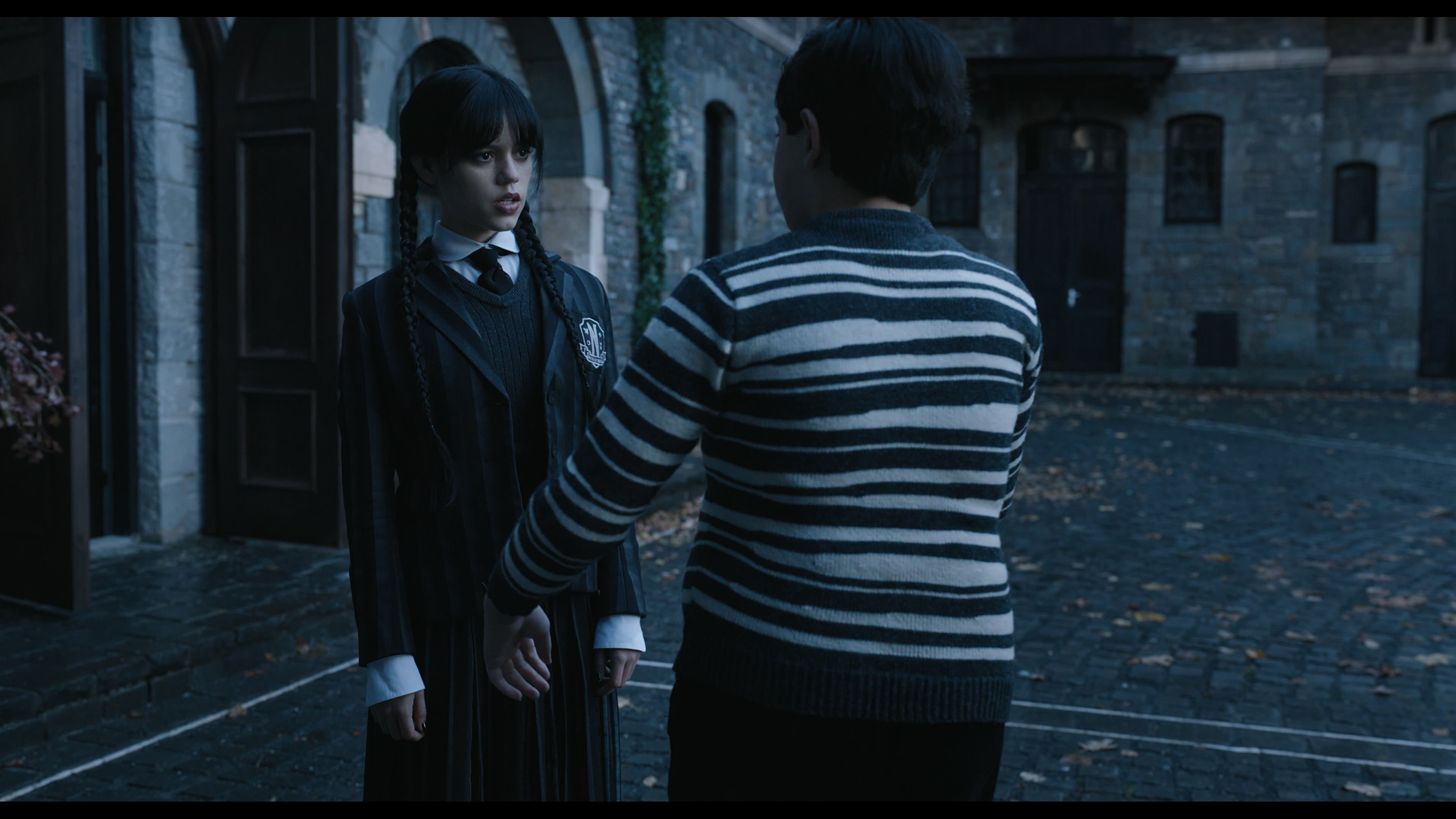 Wednesday S01E01 “Wednesday’s Child Is Full of Woe” screencap 2031