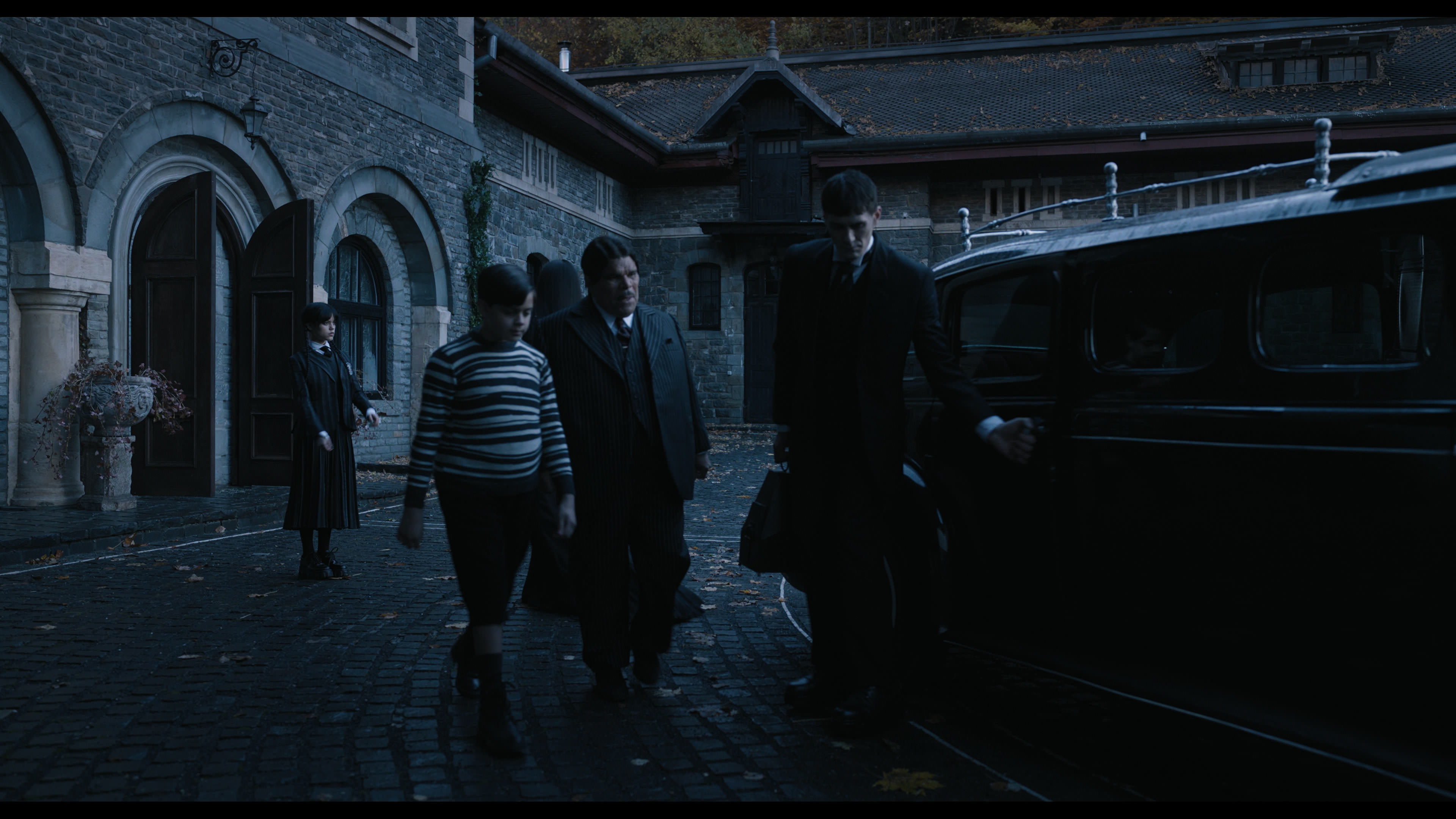 Wednesday S01E01 “Wednesday’s Child Is Full of Woe” HD screenshot 2060