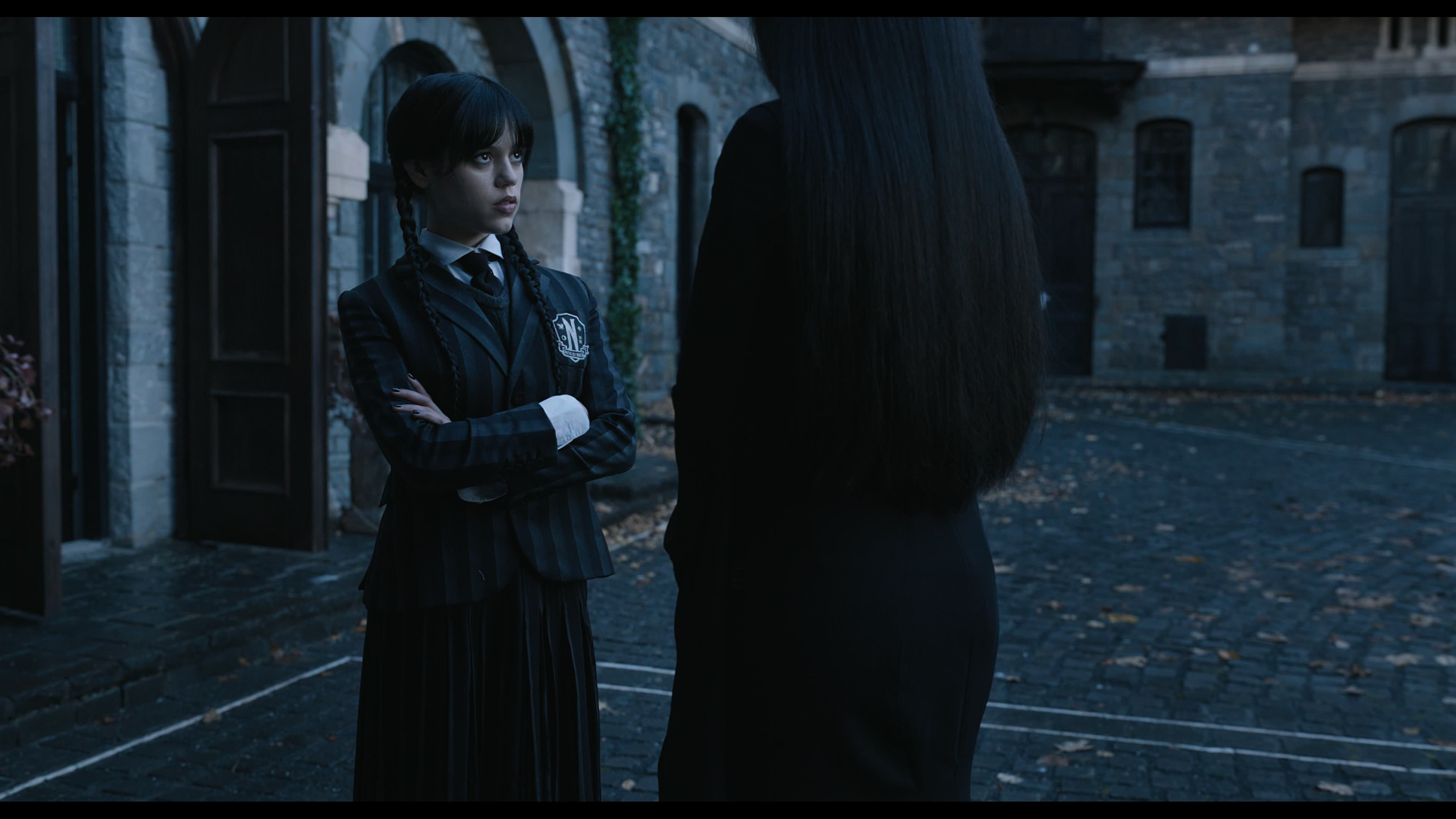 Wednesday S01E01 “Wednesday’s Child Is Full of Woe” screencap 2109