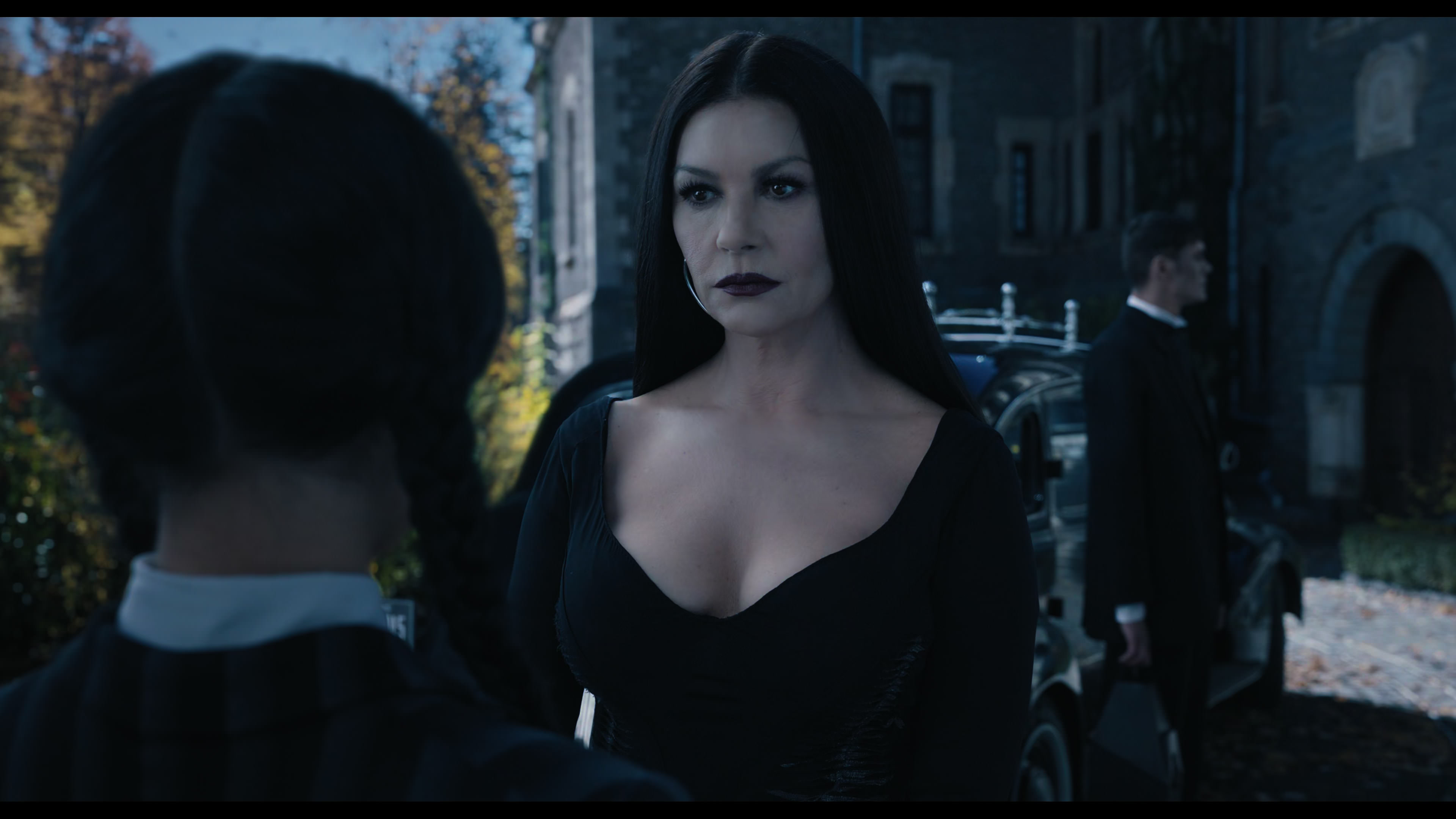 Wednesday S01E01 “Wednesday’s Child Is Full of Woe” screencap 2118
