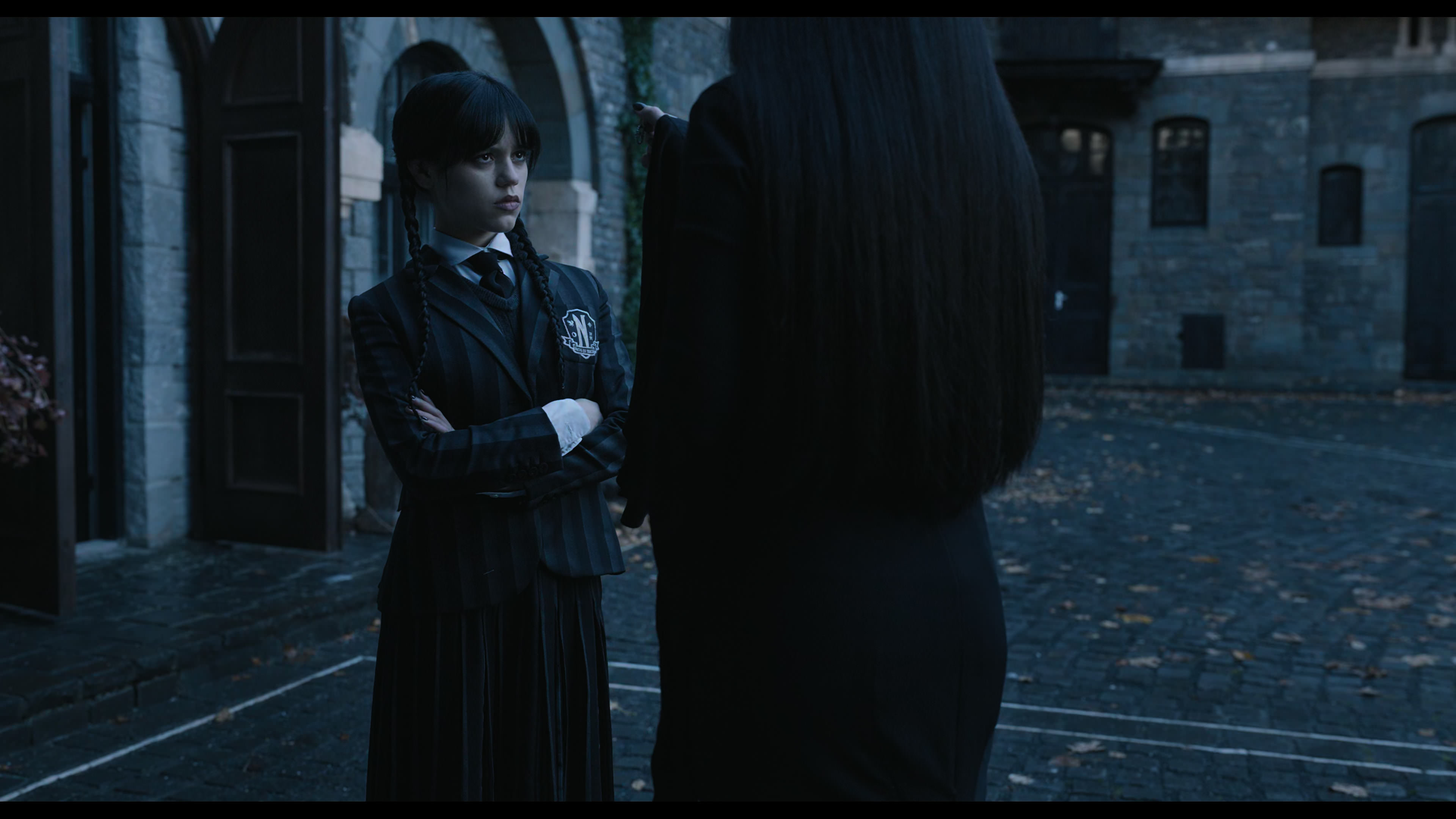 Wednesday S01E01 “Wednesday’s Child Is Full of Woe” screencap 2193
