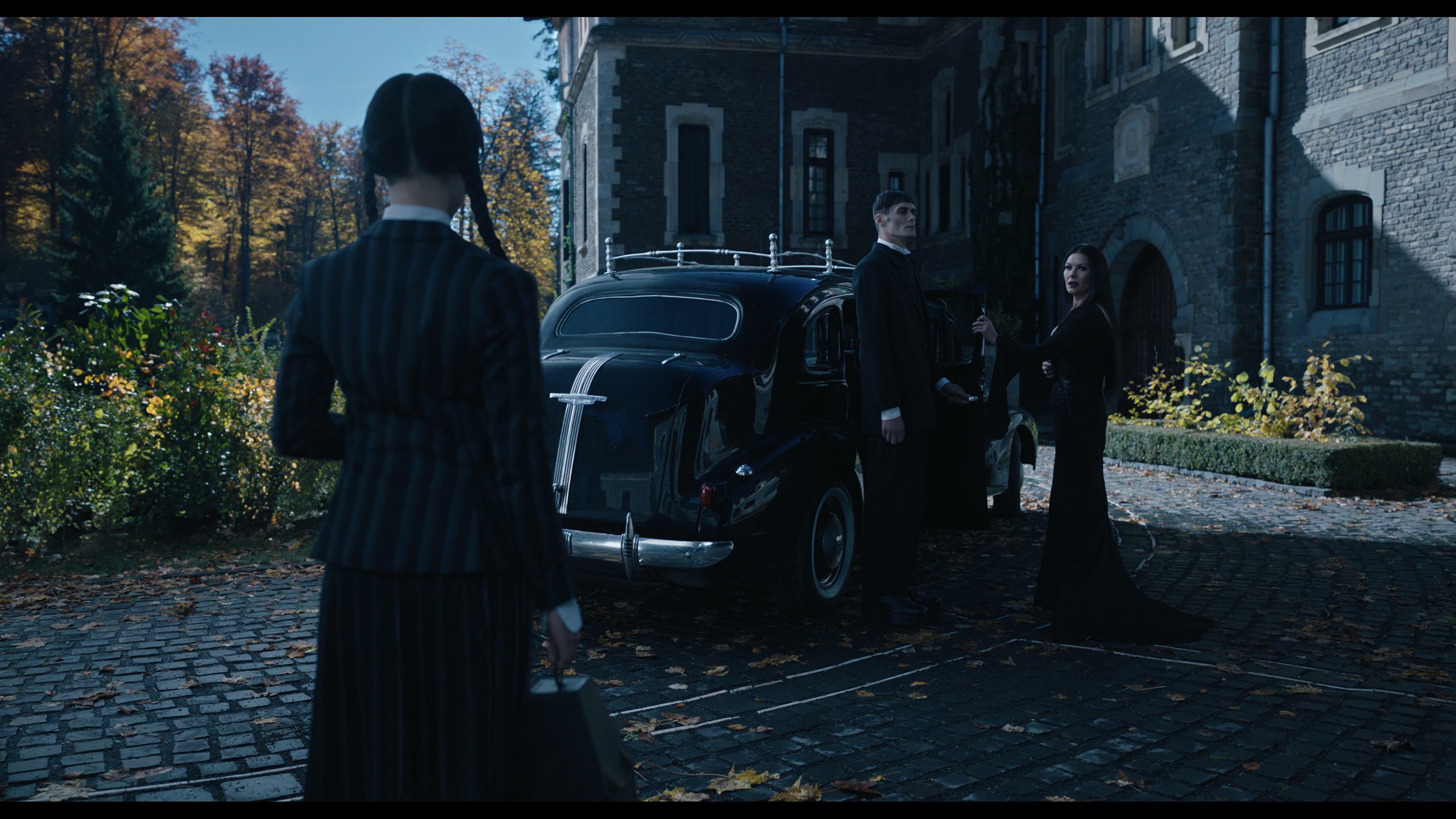 Wednesday S01E01 “Wednesday’s Child Is Full of Woe” HD screenshot 2363