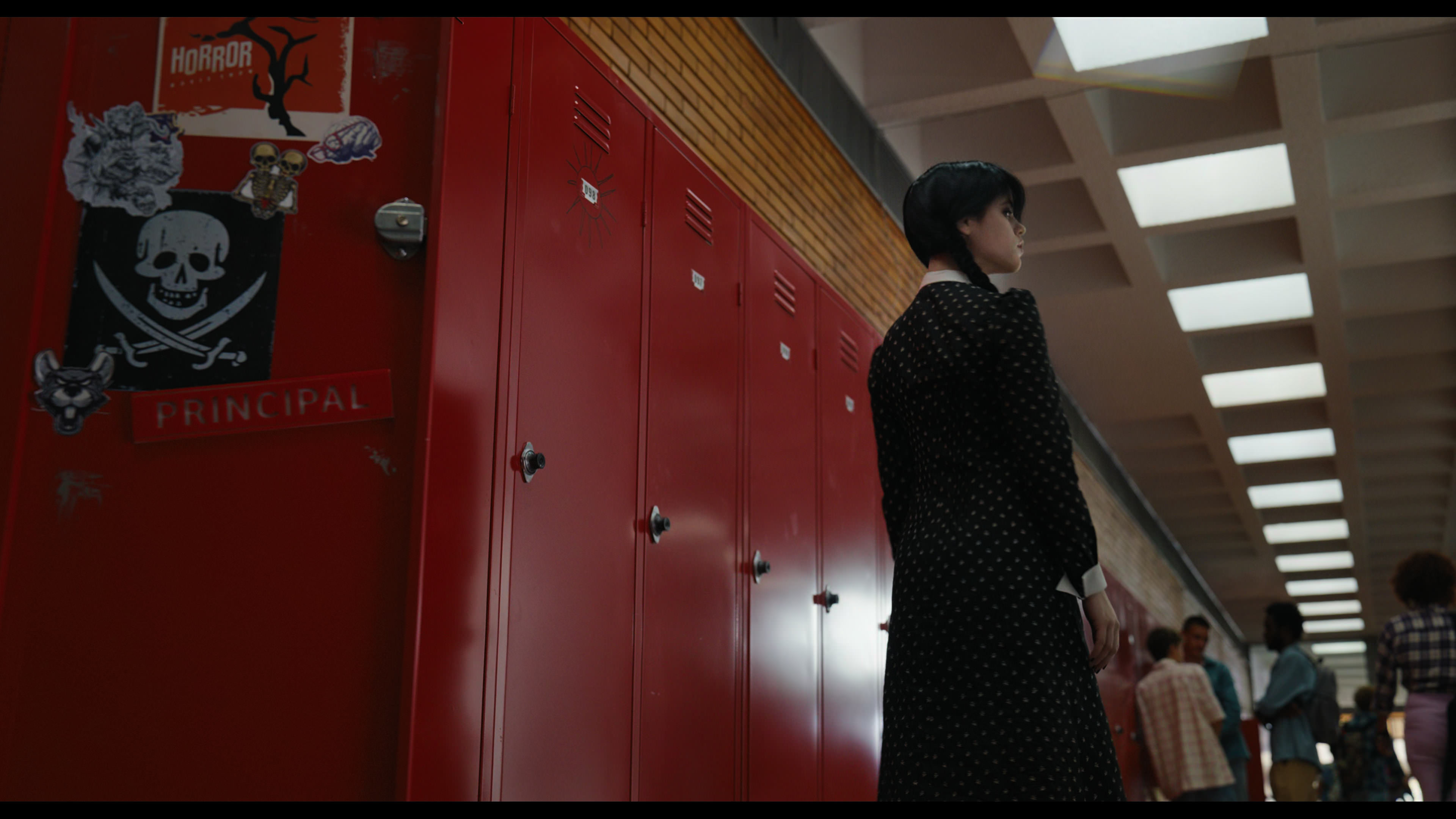 Wednesday S01E01 “Wednesday’s Child Is Full of Woe” screencap 240