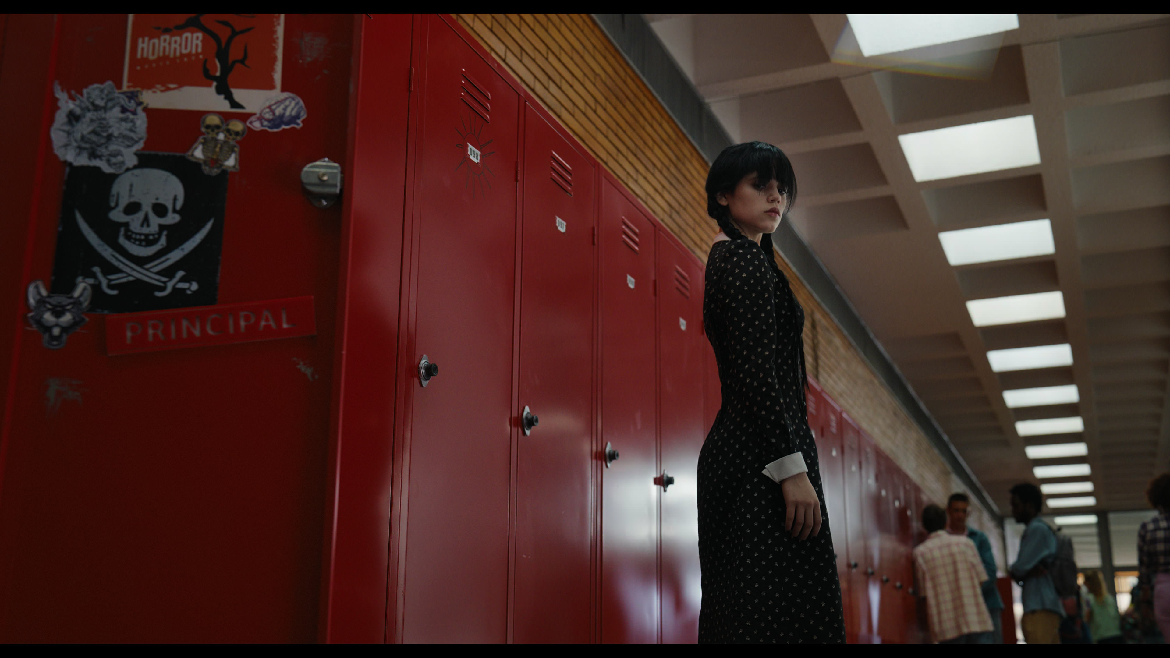 Wednesday S01E01 “Wednesday’s Child Is Full of Woe” screencap 243