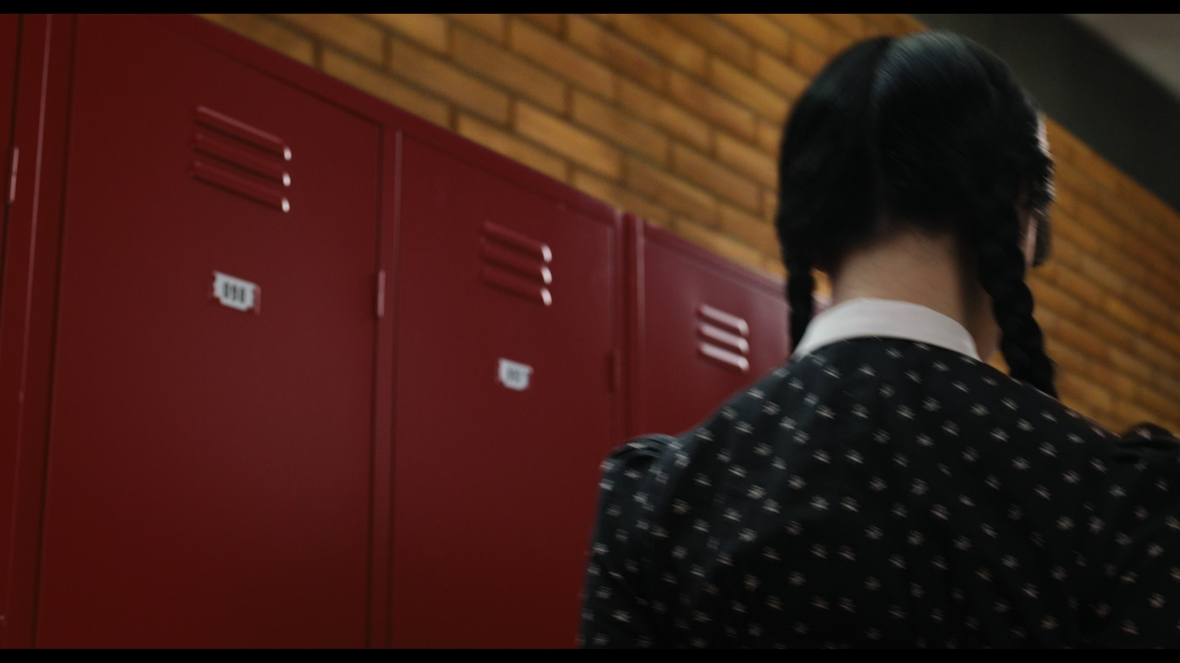Wednesday S01E01 “Wednesday’s Child Is Full of Woe” screencap 252