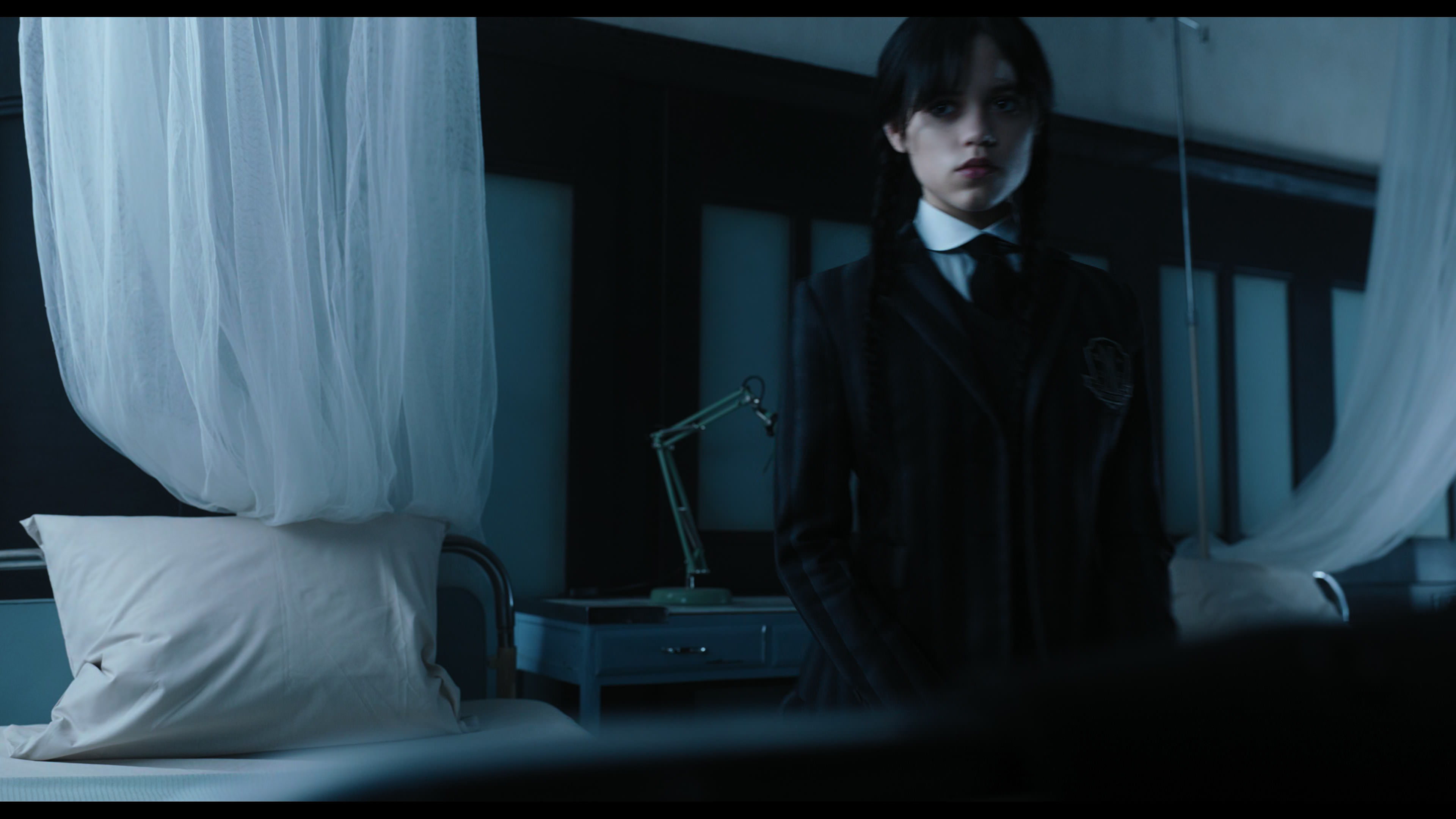 Wednesday S01E01 “Wednesday’s Child Is Full of Woe” screencap 3585