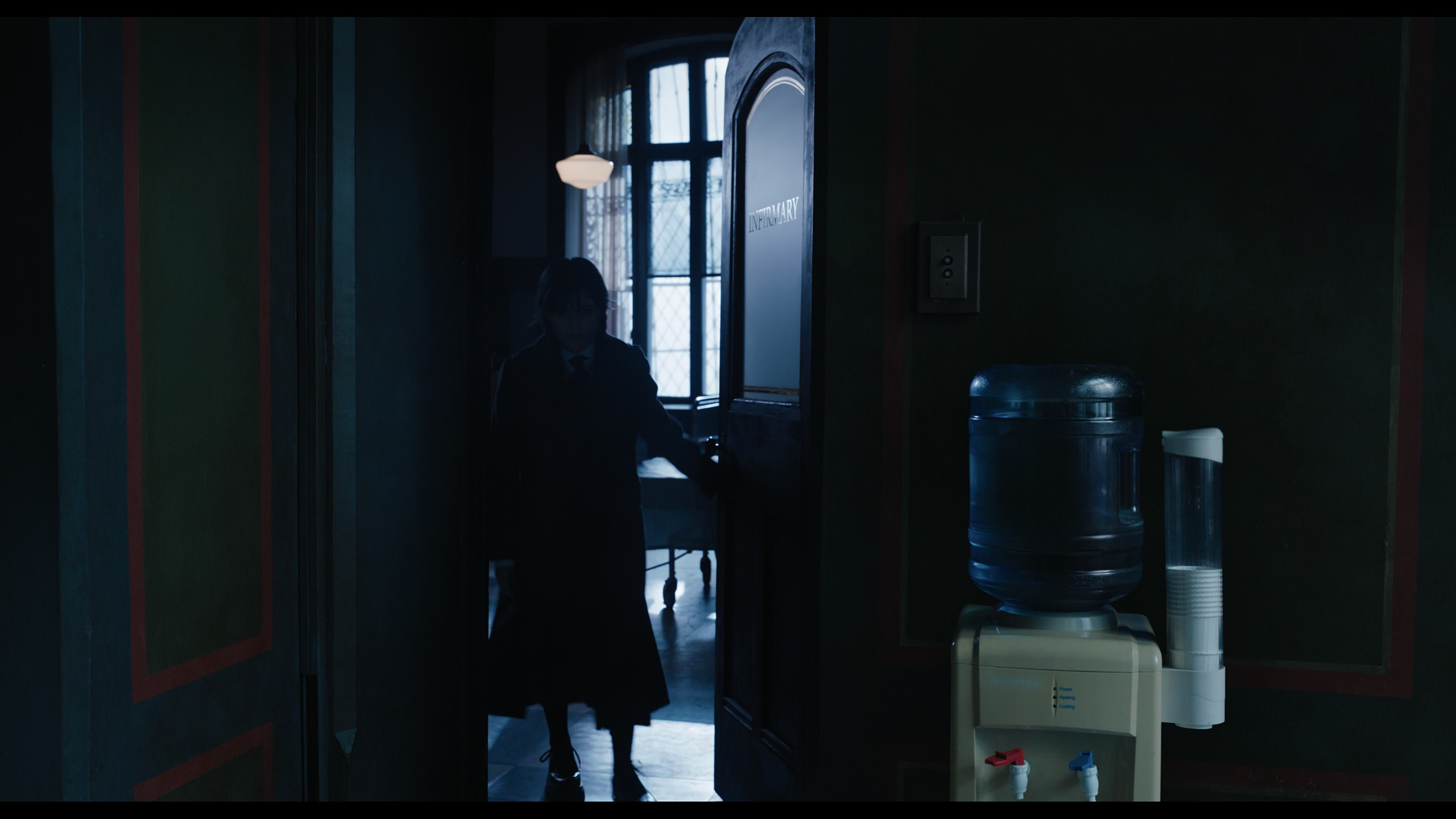 Wednesday S01E01 “Wednesday’s Child Is Full of Woe” HD screenshot 3605