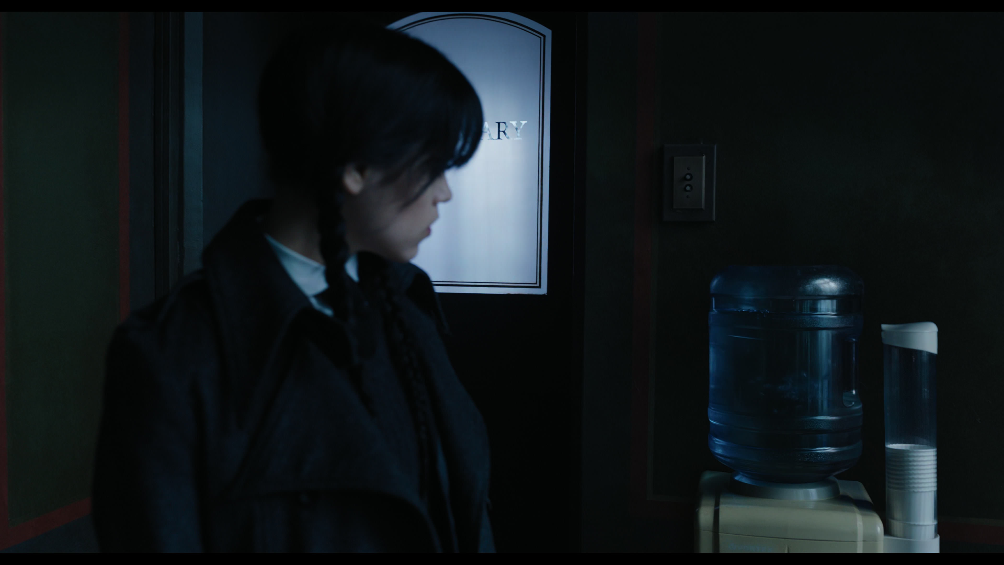 Wednesday S01E01 “Wednesday’s Child Is Full of Woe” HD screenshot 3614
