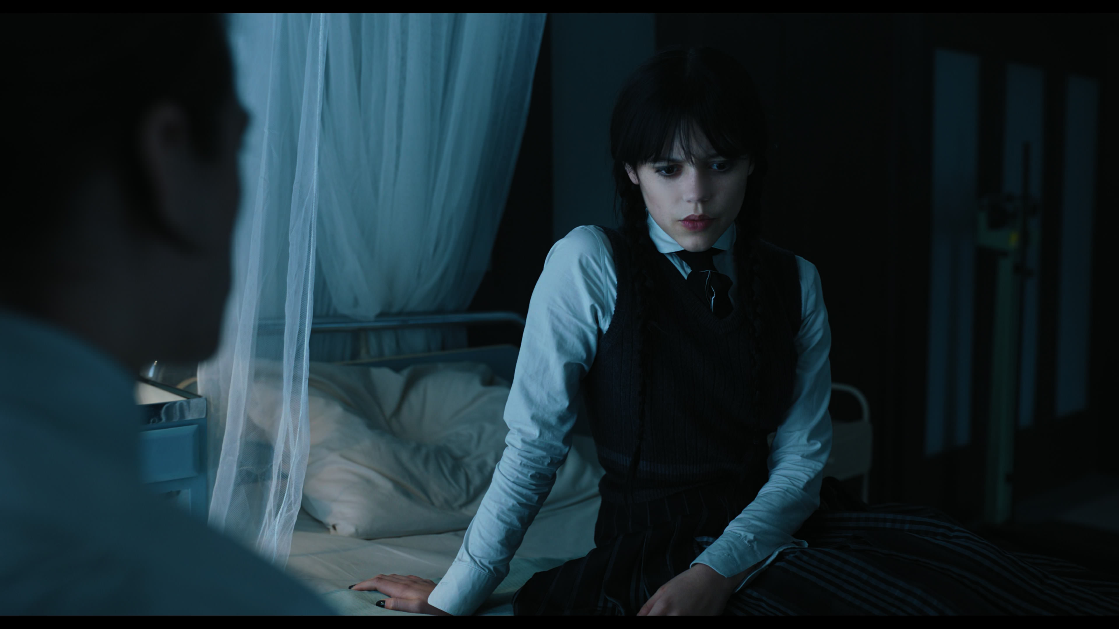 Wednesday S01E01 “Wednesday’s Child Is Full of Woe” HD screenshot 3707