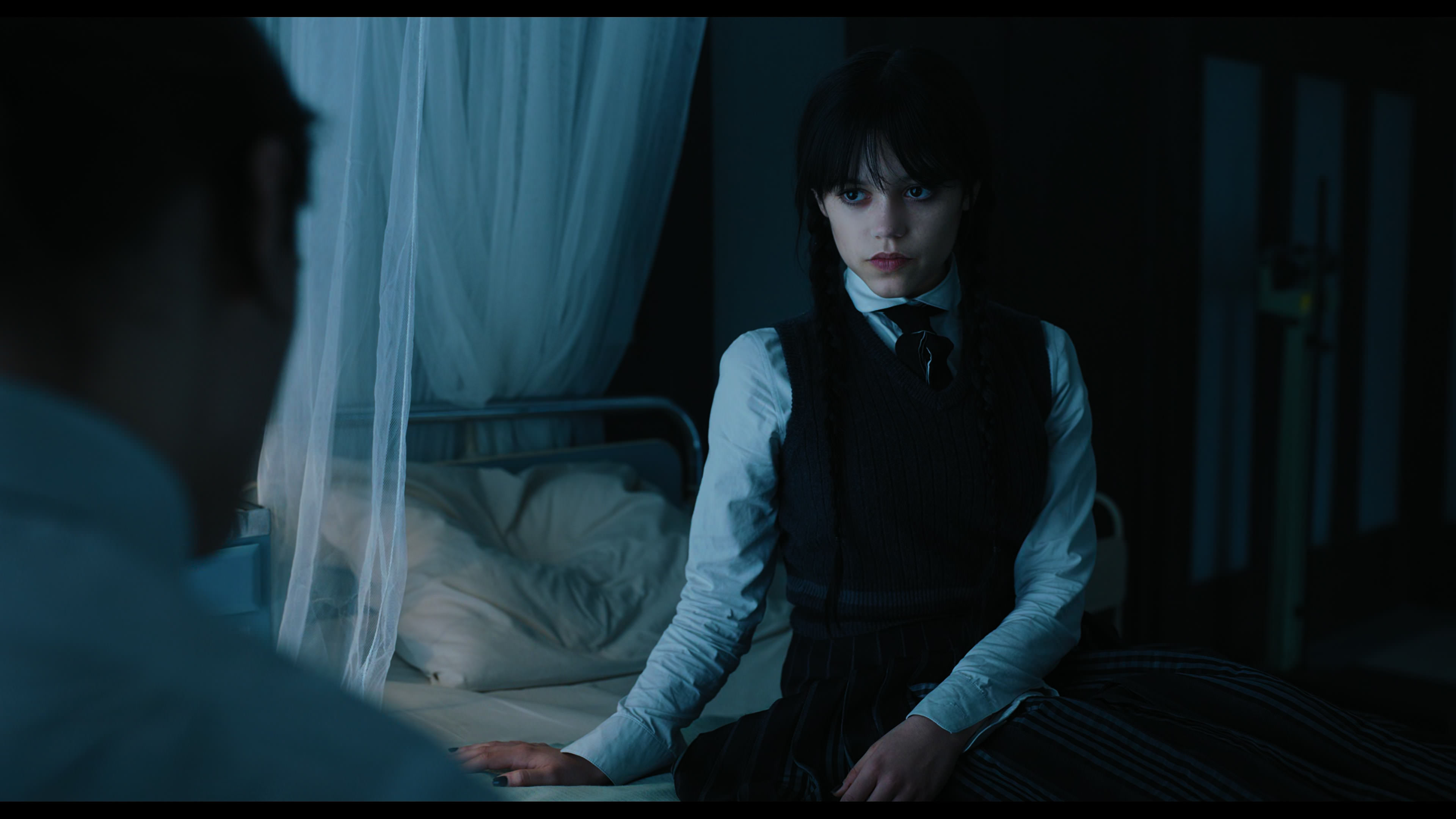 Wednesday S01E01 “Wednesday’s Child Is Full of Woe” HD screenshot 3803