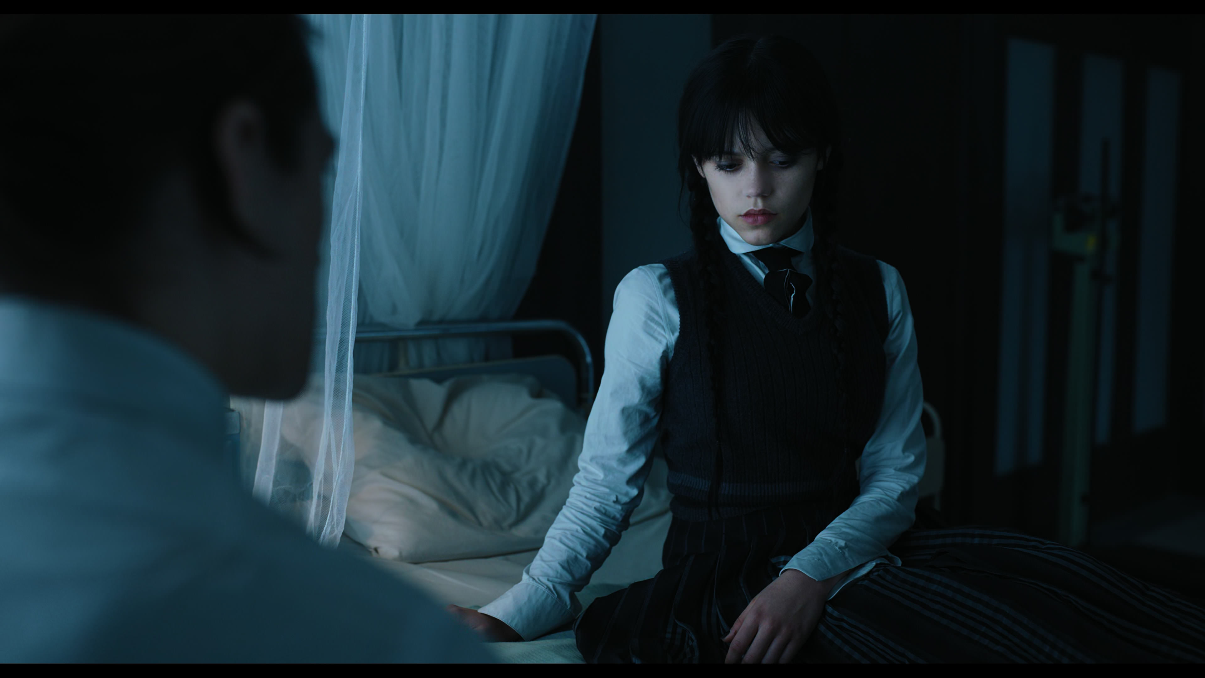 Wednesday S01E01 “Wednesday’s Child Is Full of Woe” HD screenshot 3869