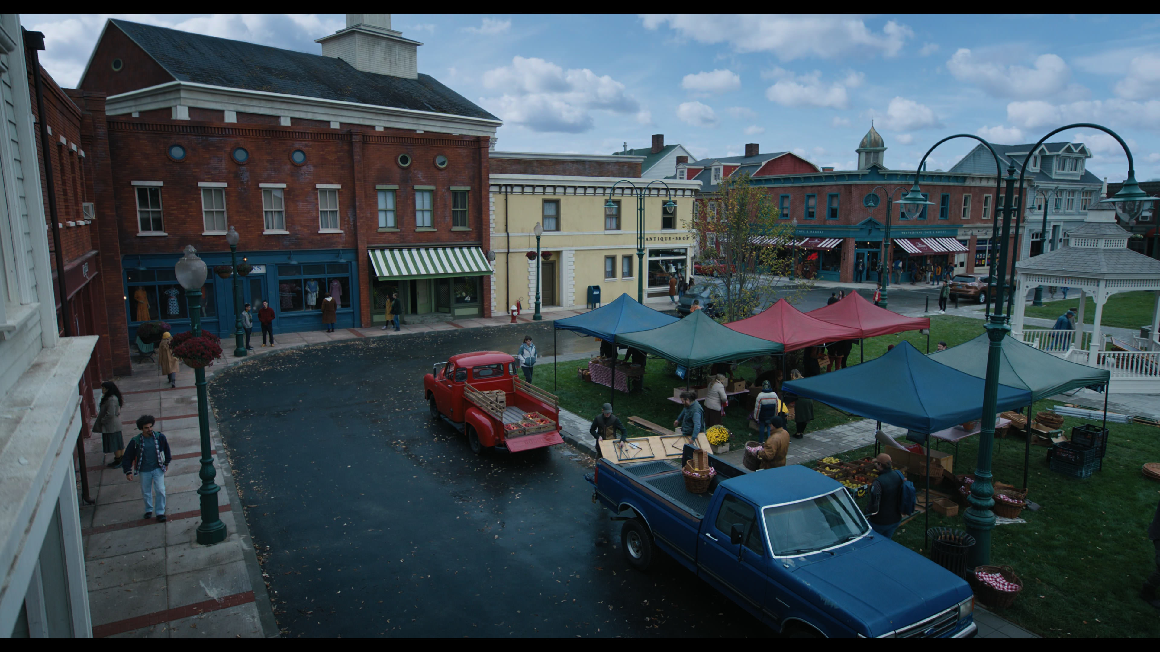 Wednesday S01E01 “Wednesday’s Child Is Full of Woe” HD screenshot 4256