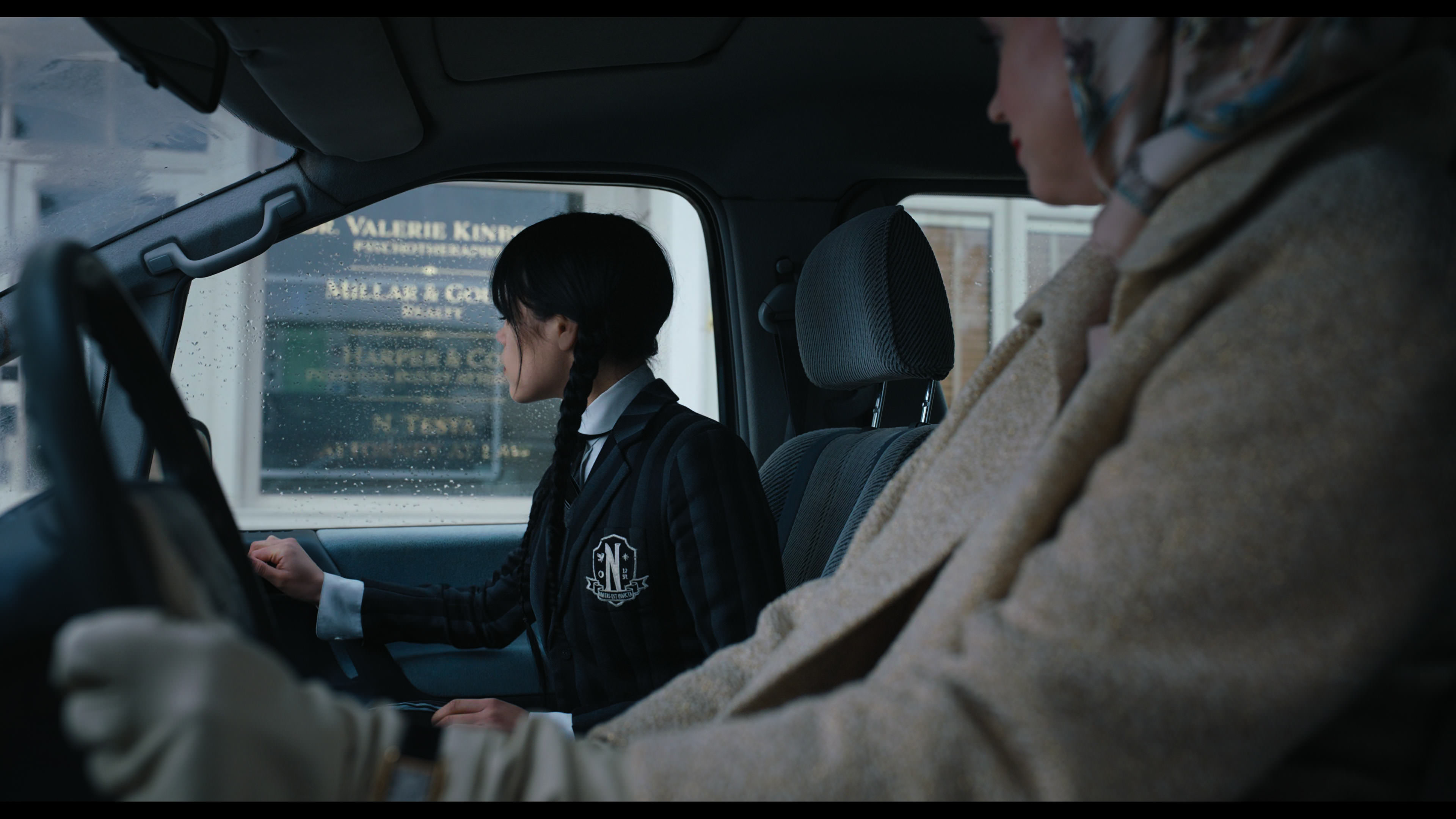 Wednesday S01E01 “Wednesday’s Child Is Full of Woe” screencap 4314