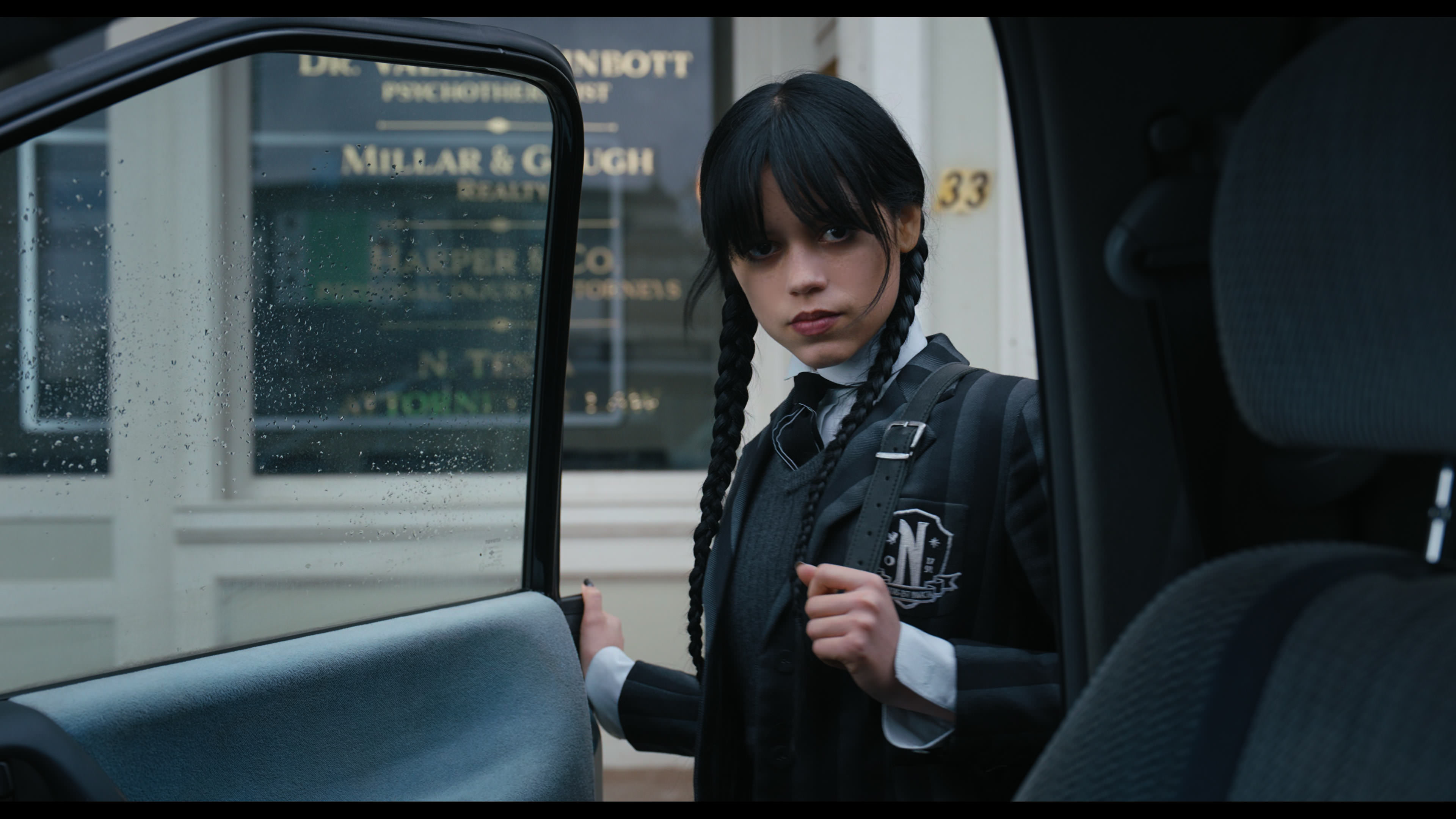 Wednesday S01E01 “Wednesday’s Child Is Full of Woe” HD screenshot 4355