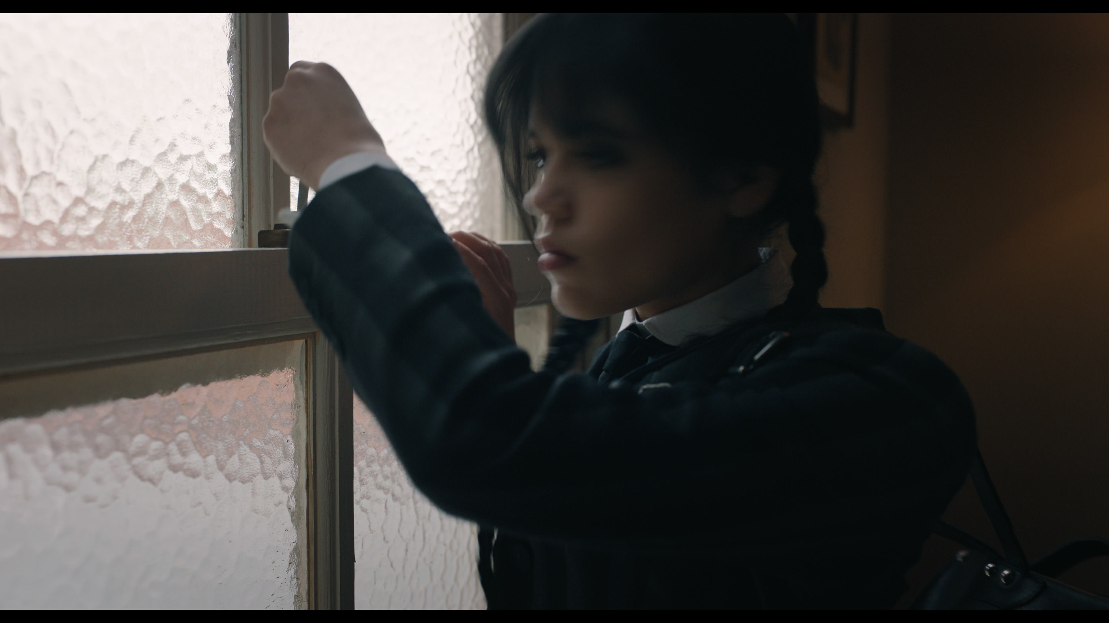 Wednesday S01E01 “Wednesday’s Child Is Full of Woe” movie still 4837