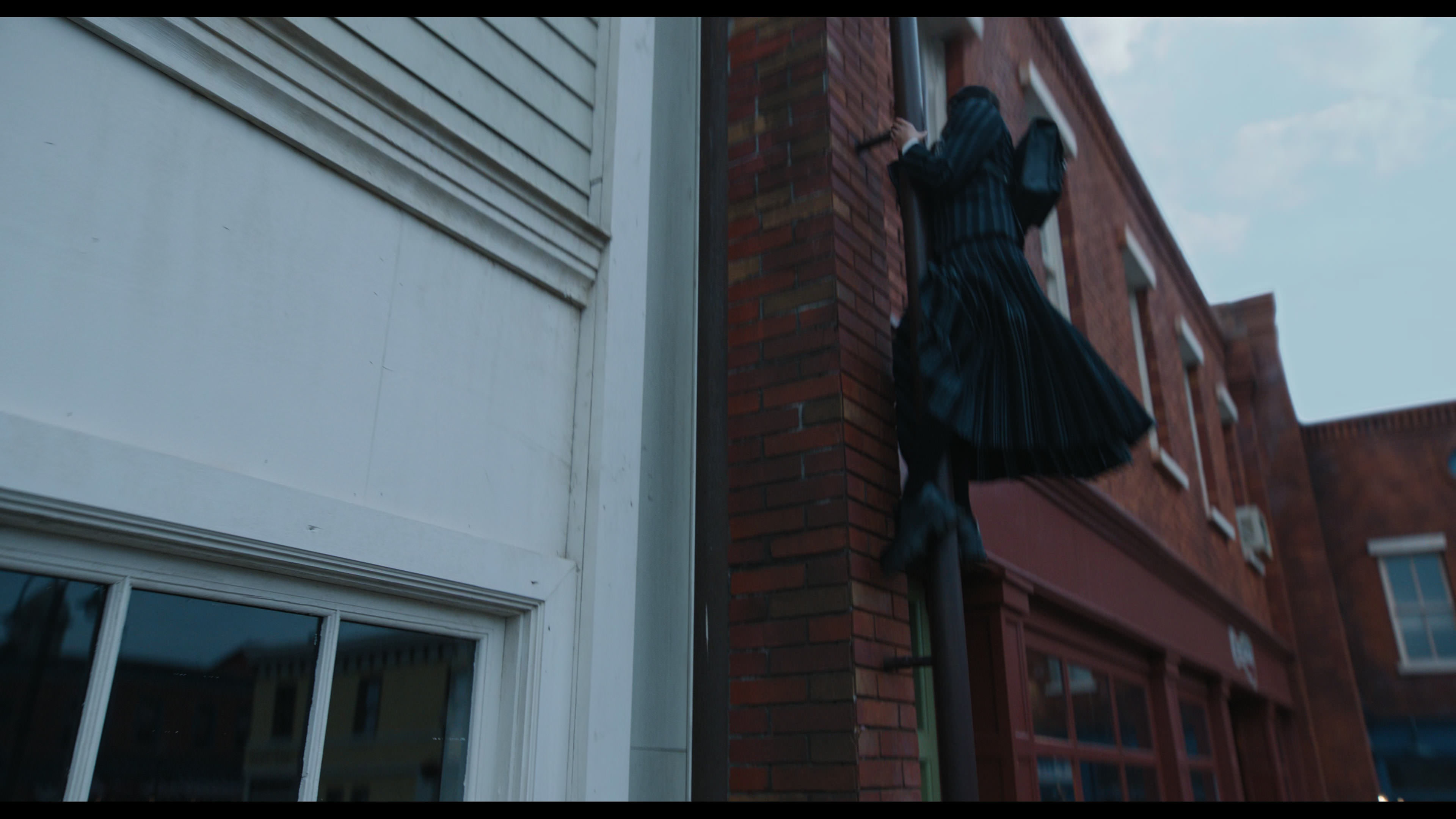 Wednesday S01E01 “Wednesday’s Child Is Full of Woe” screencap 4878