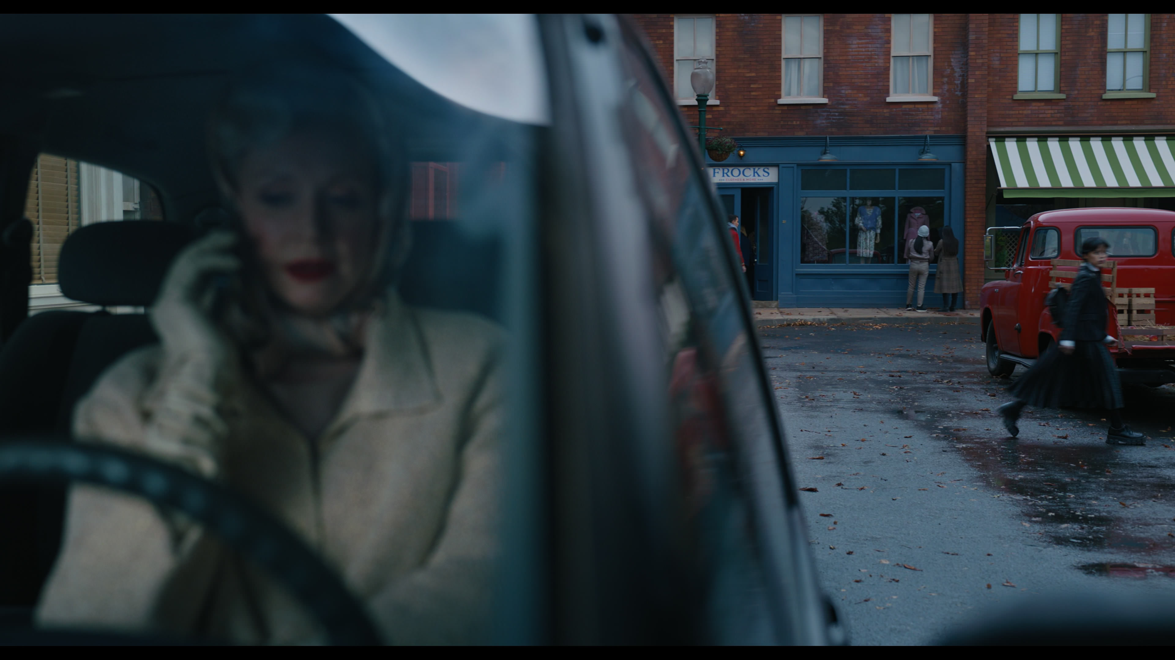 Wednesday S01E01 “Wednesday’s Child Is Full of Woe” movie still 4894
