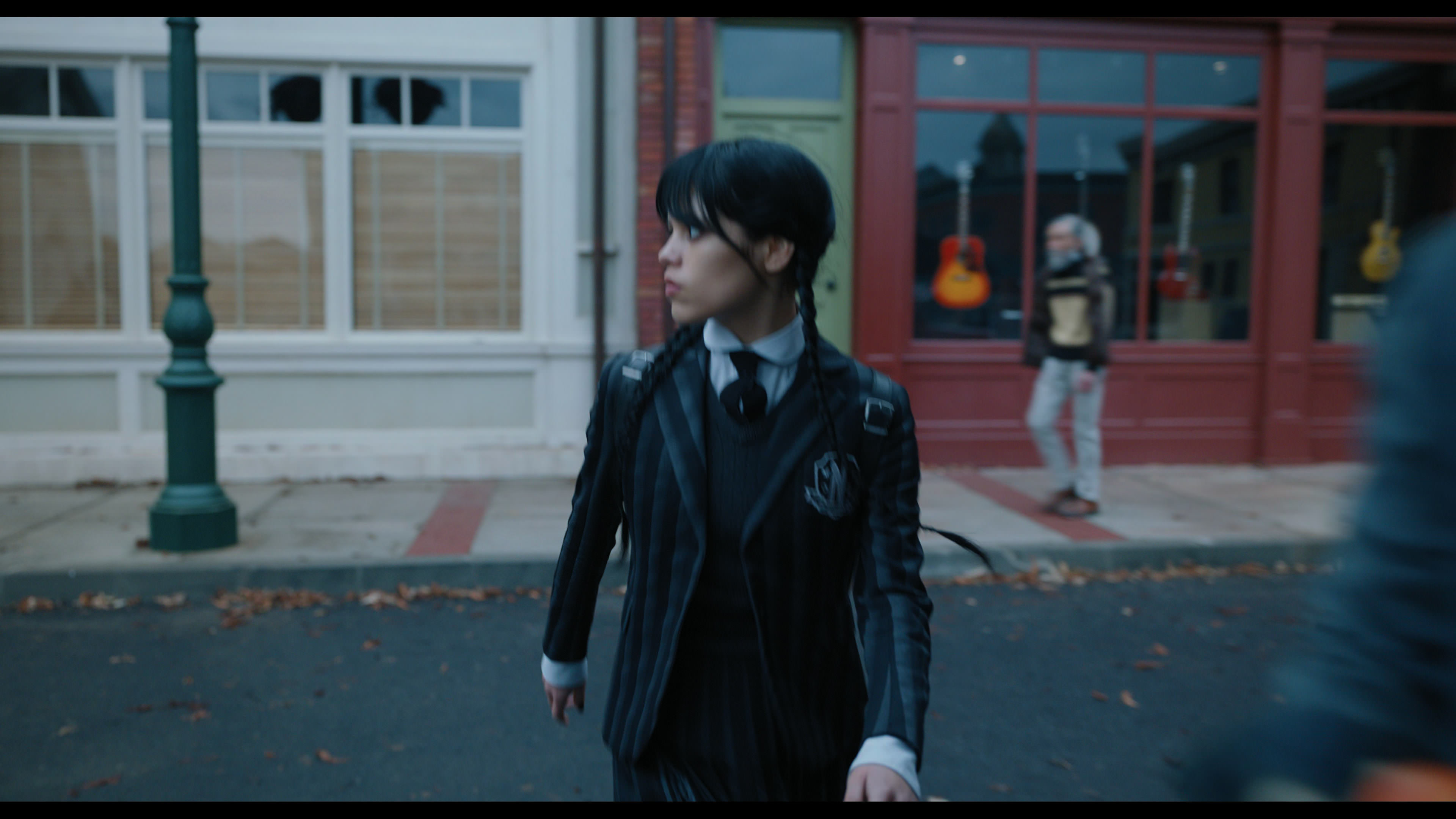 Wednesday S01E01 “Wednesday’s Child Is Full of Woe” screencap 4896