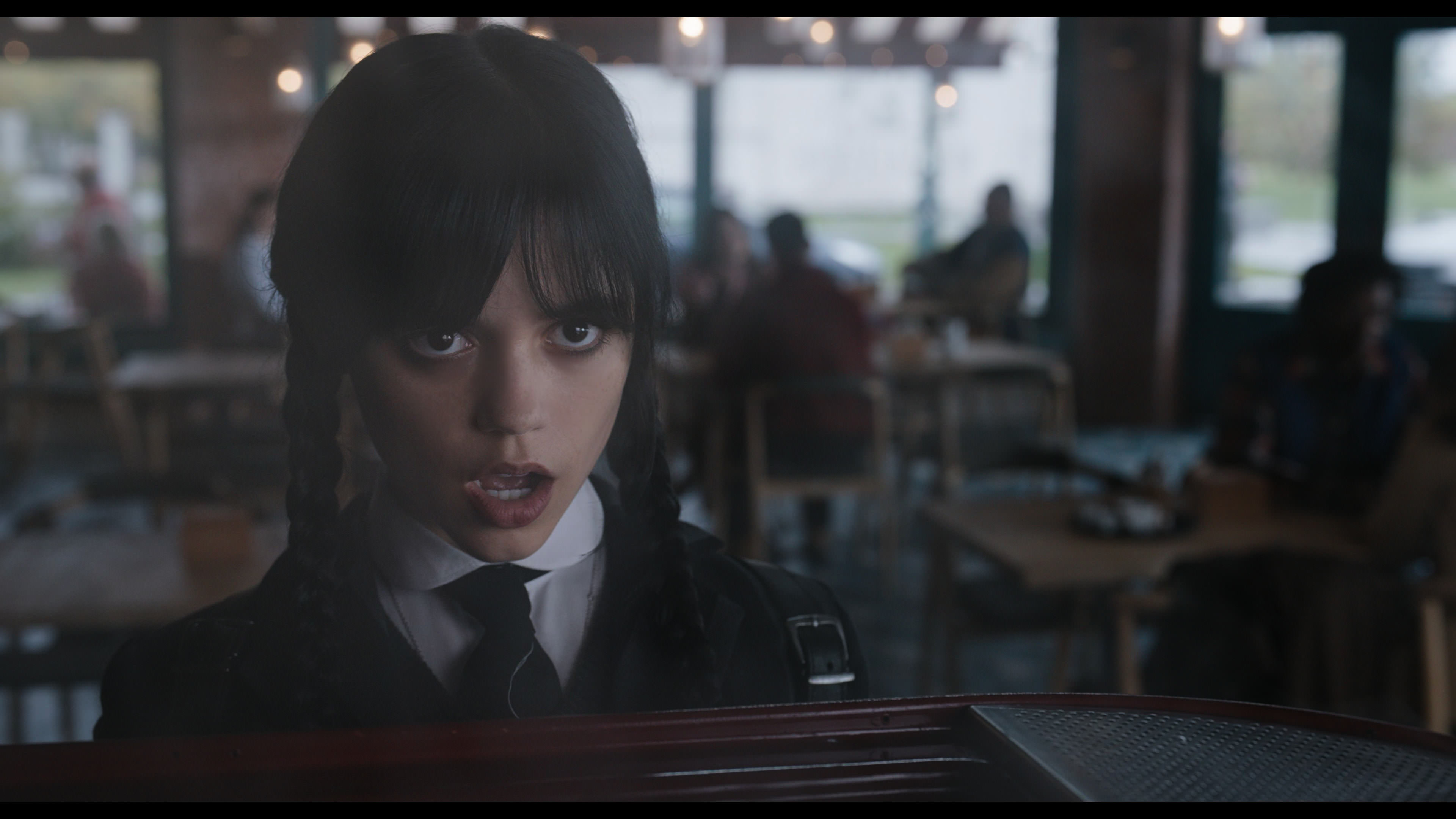 Wednesday S01E01 “Wednesday’s Child Is Full of Woe” screencap 4986