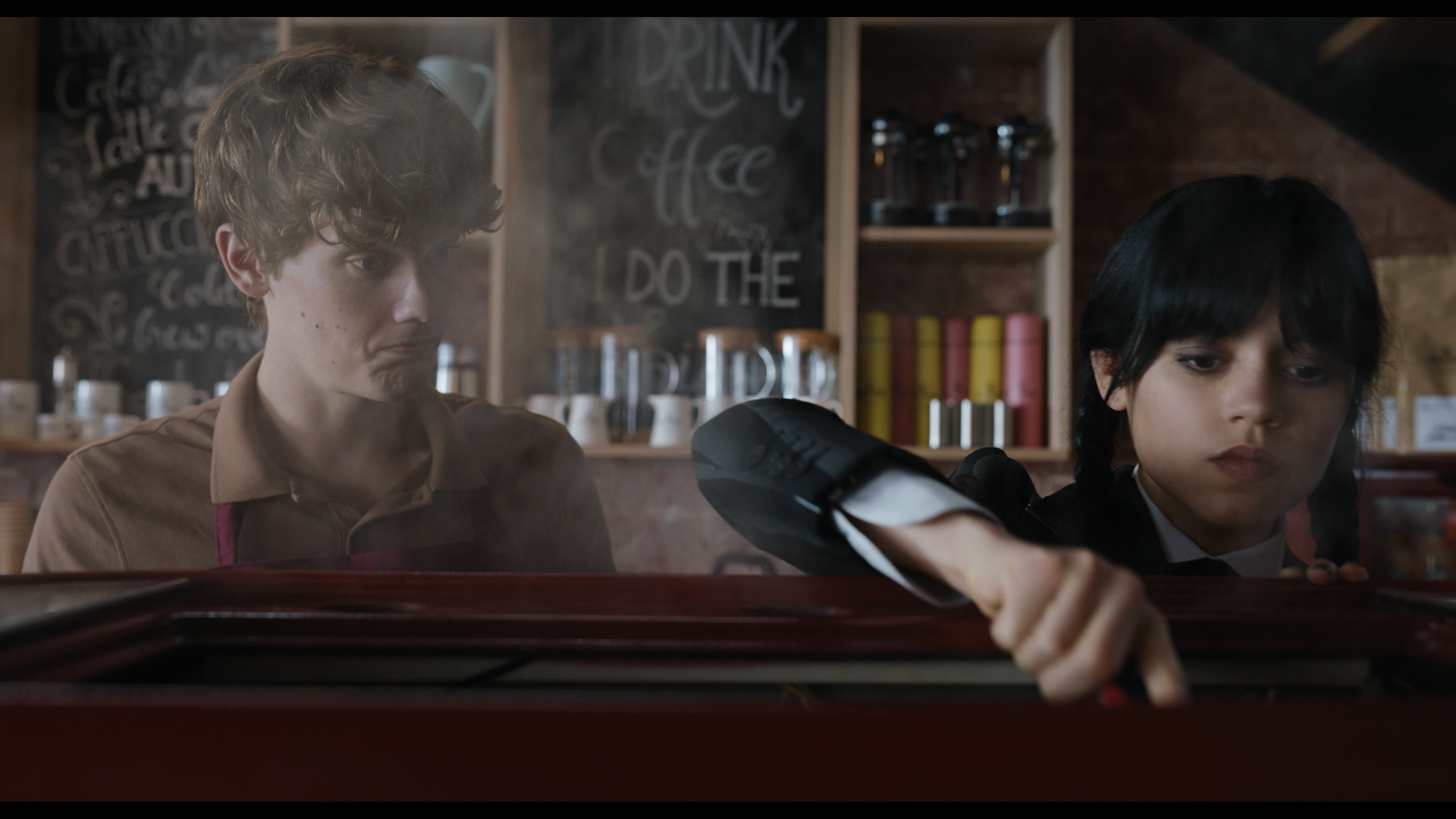 Wednesday S01E01 “Wednesday’s Child Is Full of Woe” HD screenshot 5141