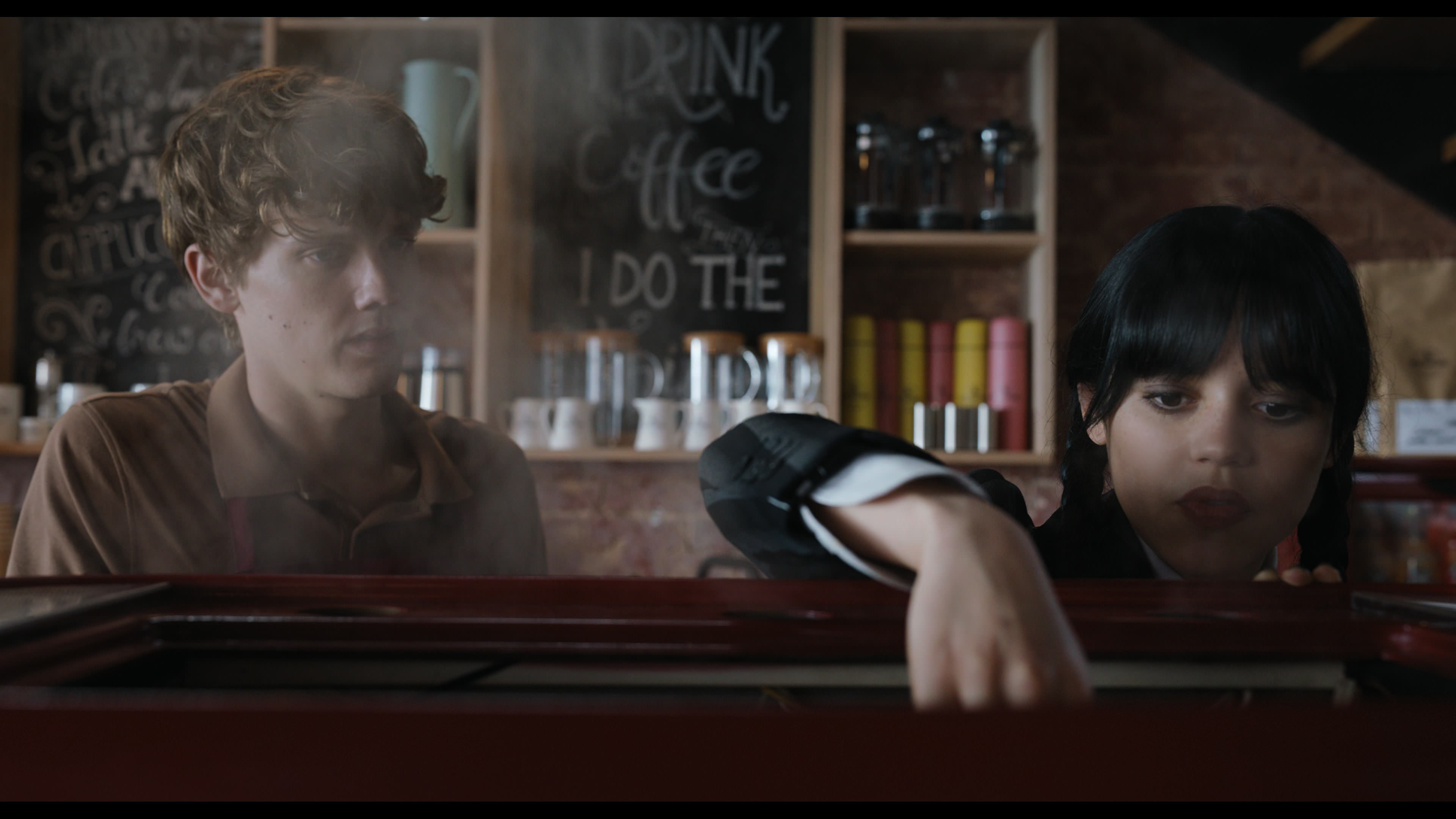 Wednesday S01E01 “Wednesday’s Child Is Full of Woe” HD screenshot 5171
