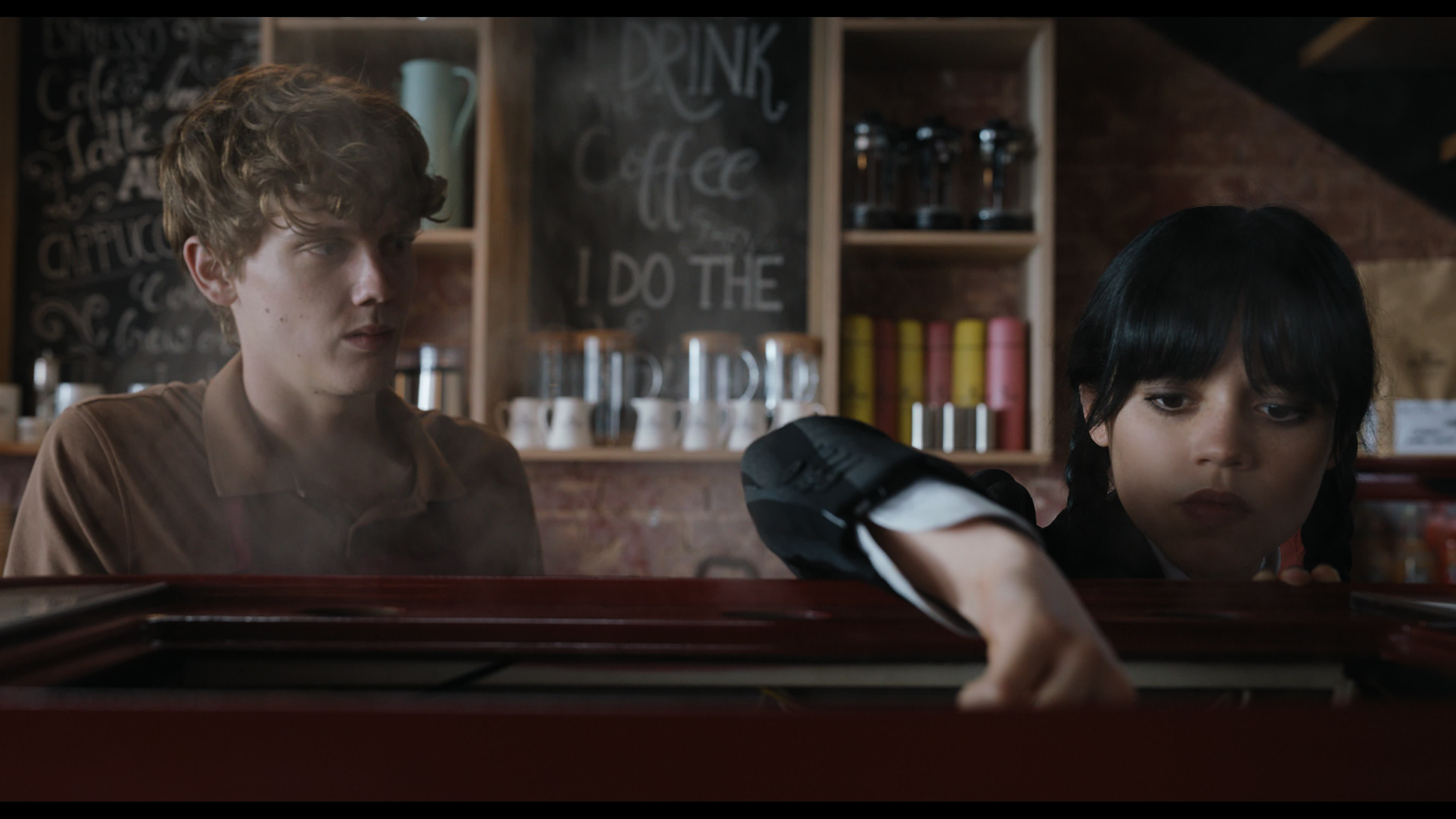 Wednesday S01E01 “Wednesday’s Child Is Full of Woe” HD screenshot 5174