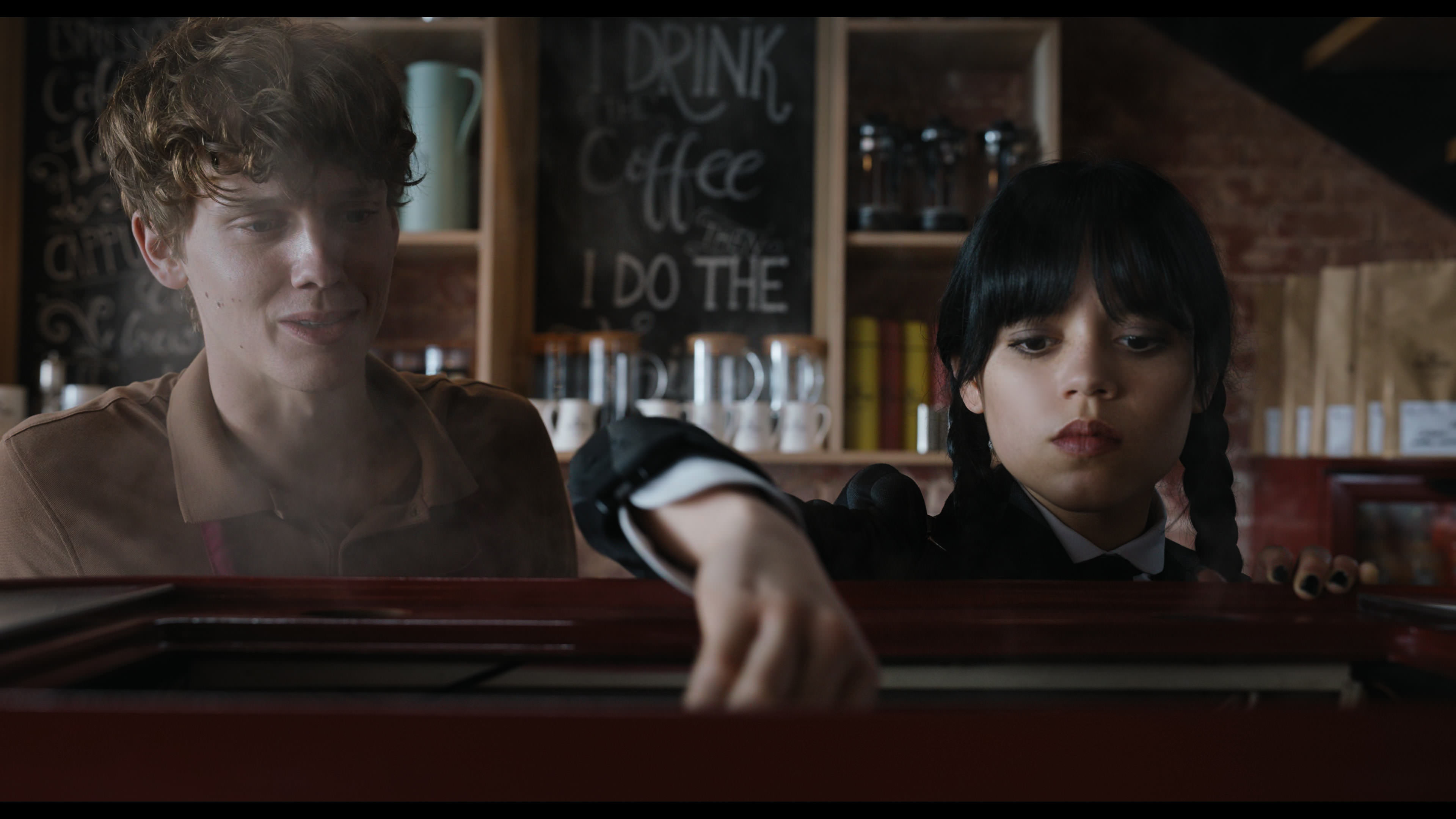 Wednesday S01E01 “Wednesday’s Child Is Full of Woe” HD screenshot 5180