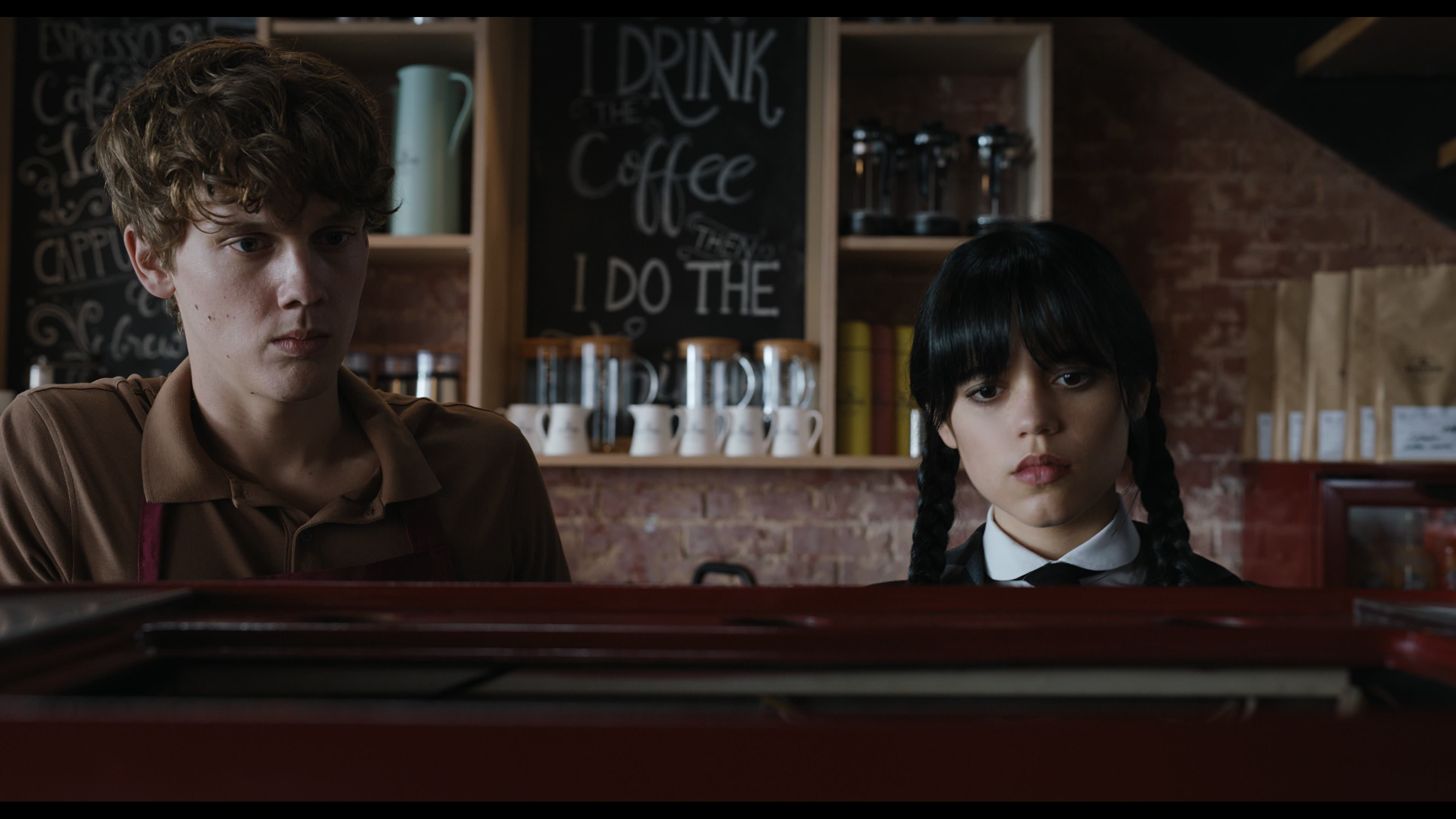 Wednesday S01E01 “Wednesday’s Child Is Full of Woe” screencap 5223