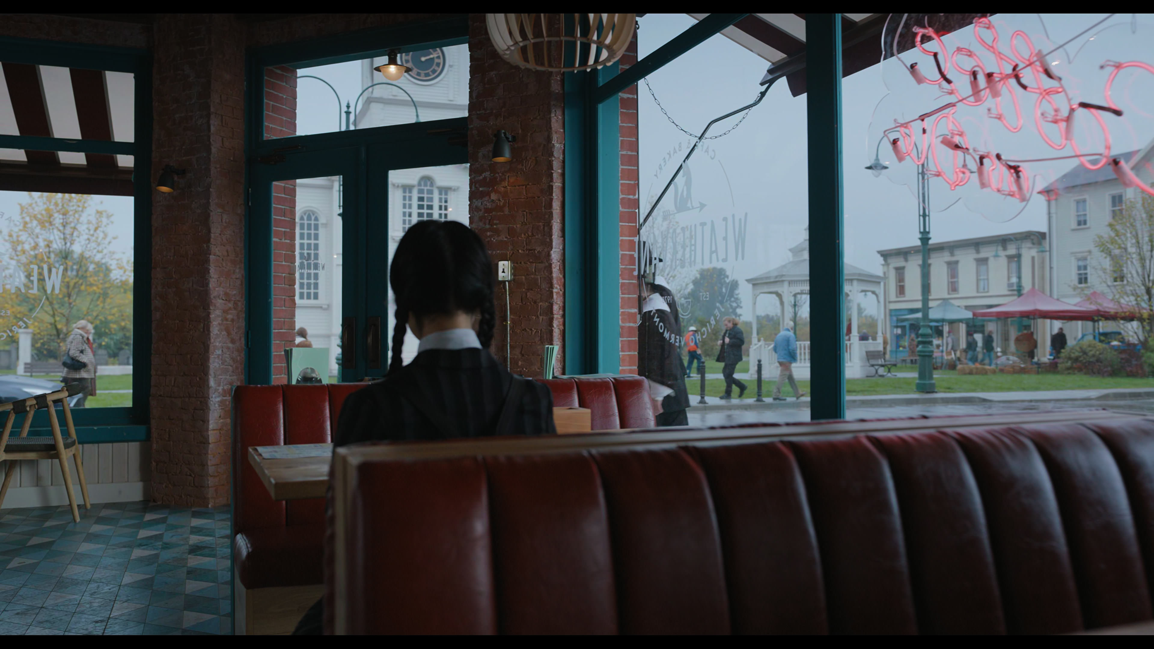 Wednesday S01E01 “Wednesday’s Child Is Full of Woe” movie still 5416