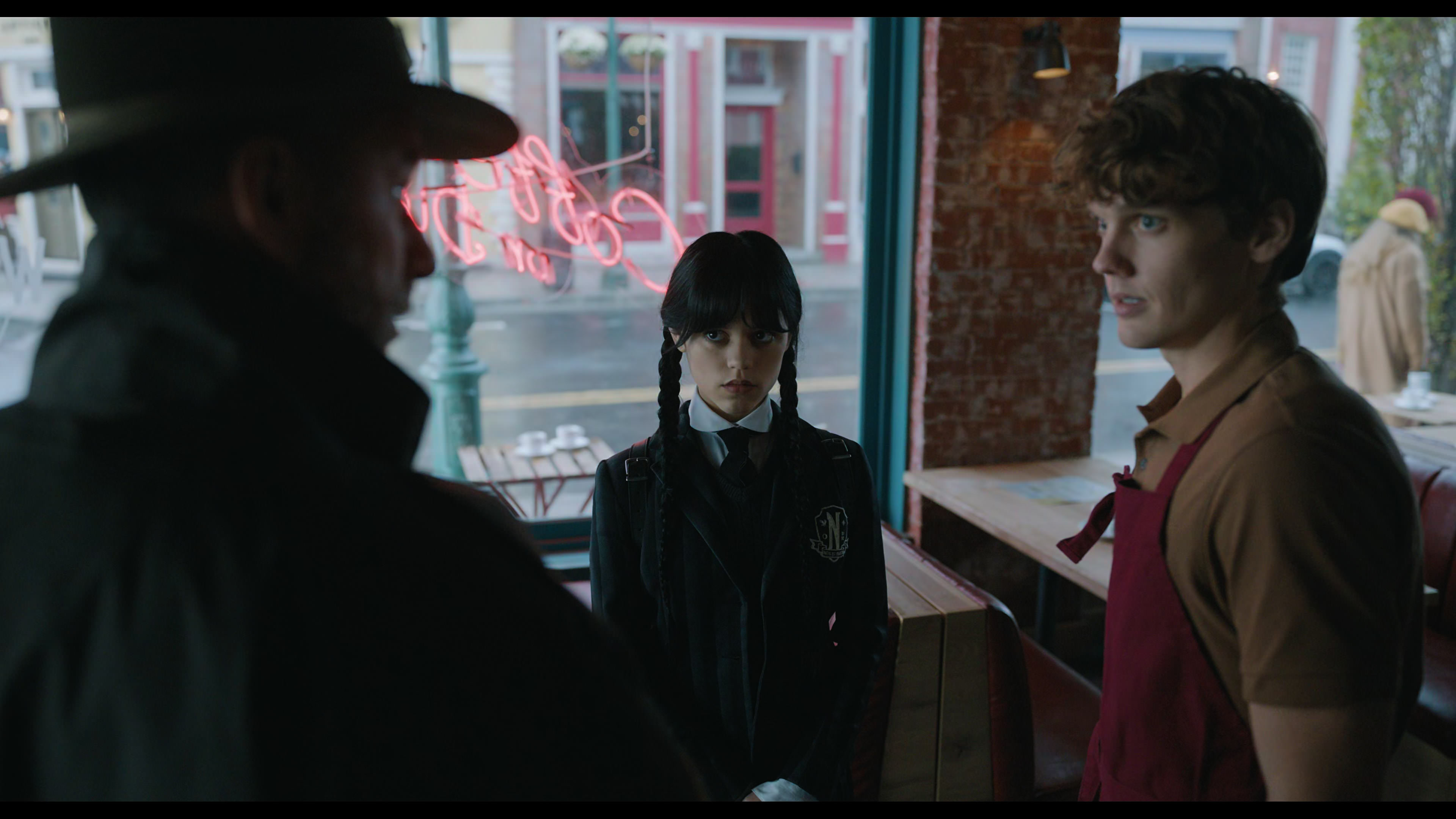 Wednesday S01E01 “Wednesday’s Child Is Full of Woe” screencap 5649
