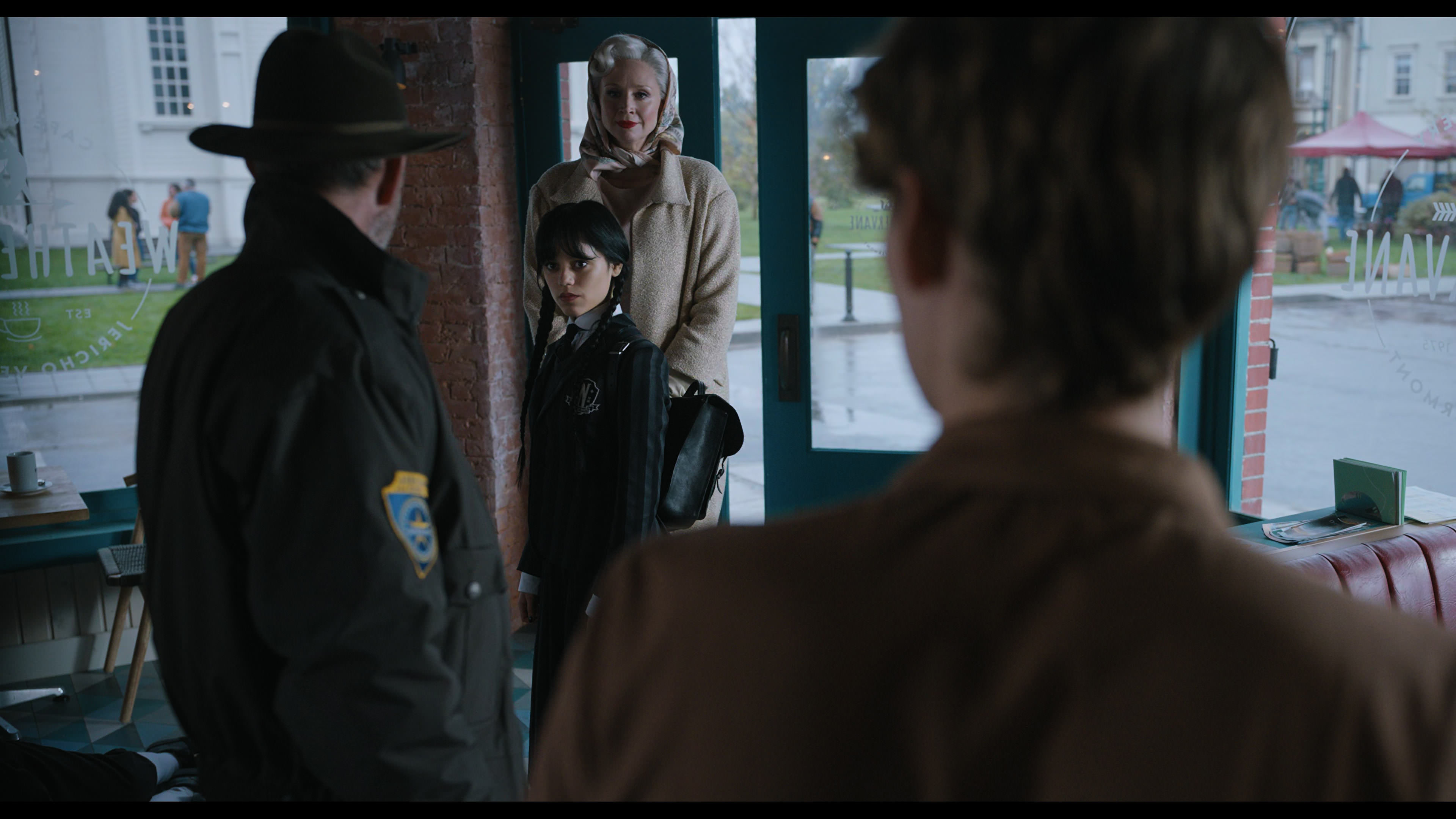 Wednesday S01E01 “Wednesday’s Child Is Full of Woe” screencap 5718