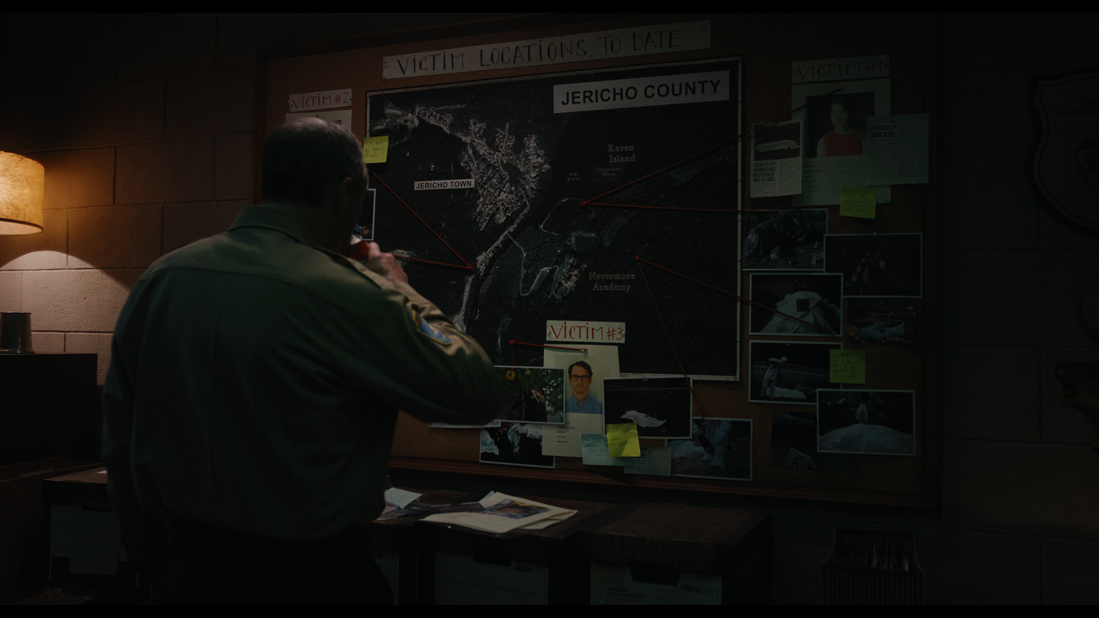 Wednesday S01E01 “Wednesday’s Child Is Full of Woe” HD screenshot 6026