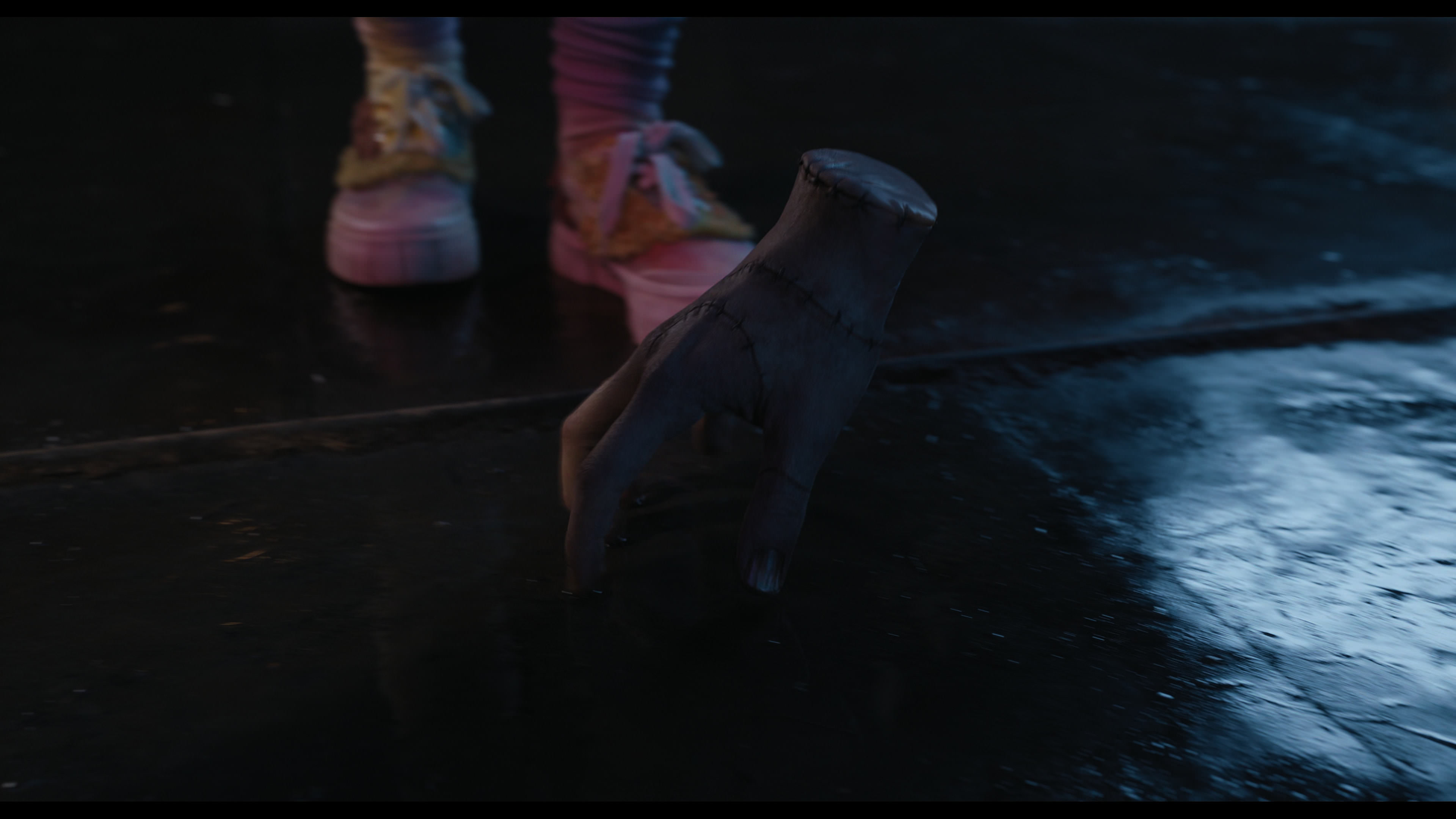 Wednesday S01E01 “Wednesday’s Child Is Full of Woe” screencap 6264