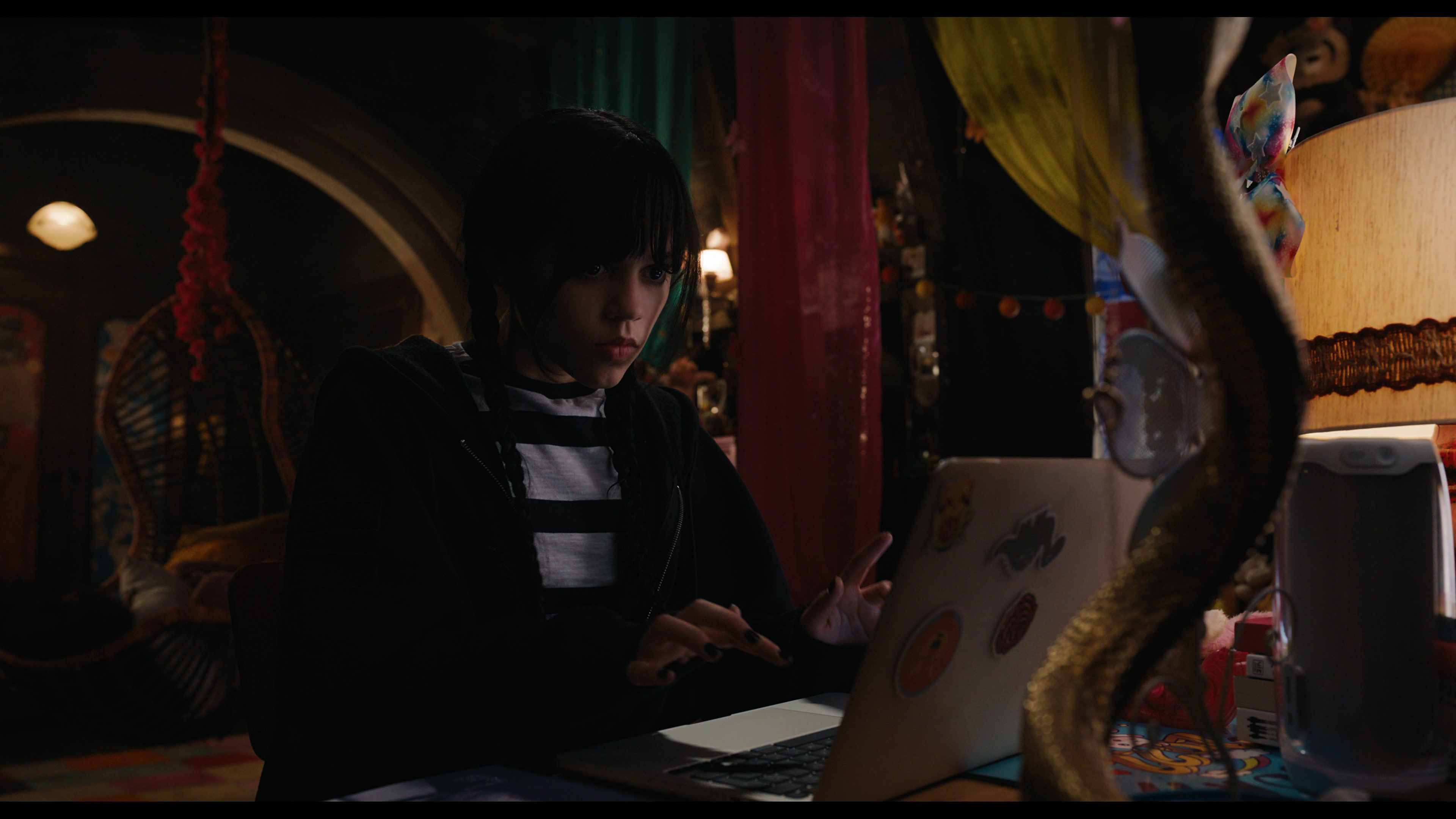 Wednesday S01E01 “Wednesday’s Child Is Full of Woe” HD screenshot 6812