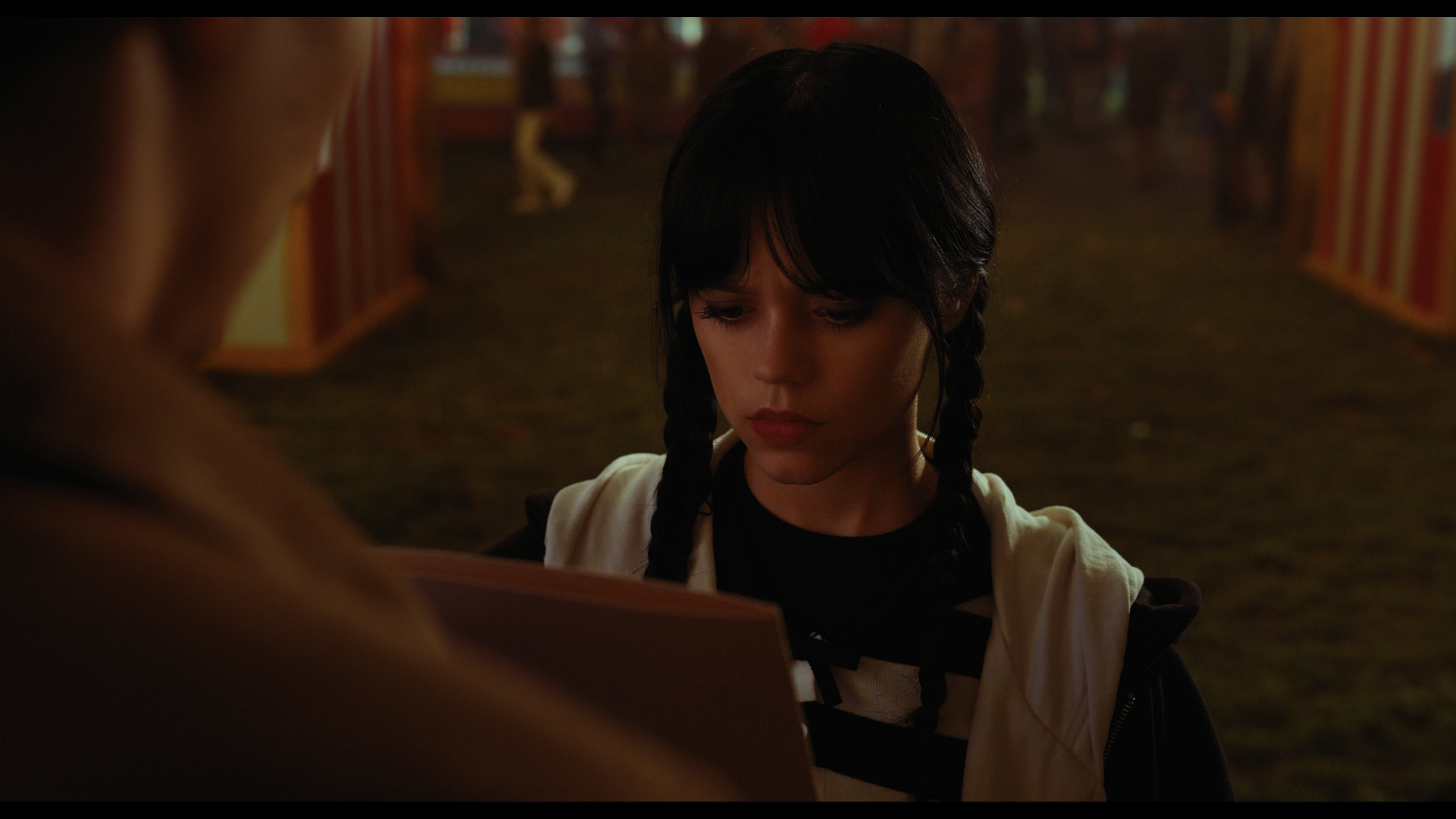 Wednesday S01E01 “Wednesday’s Child Is Full of Woe” screencap 7299