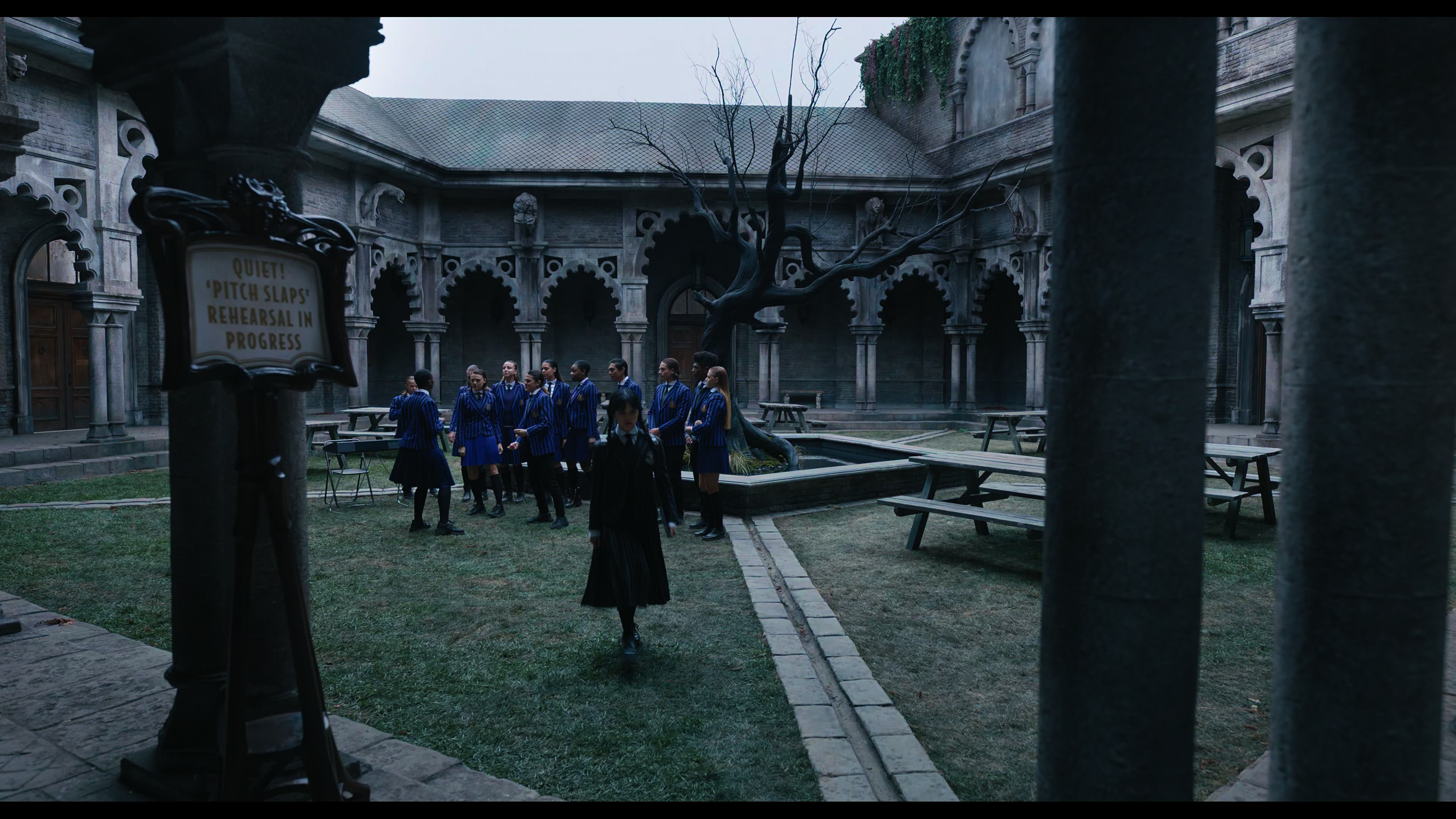 Wednesday S01E02 “Woe Is the Loneliest Number” screencap 1518
