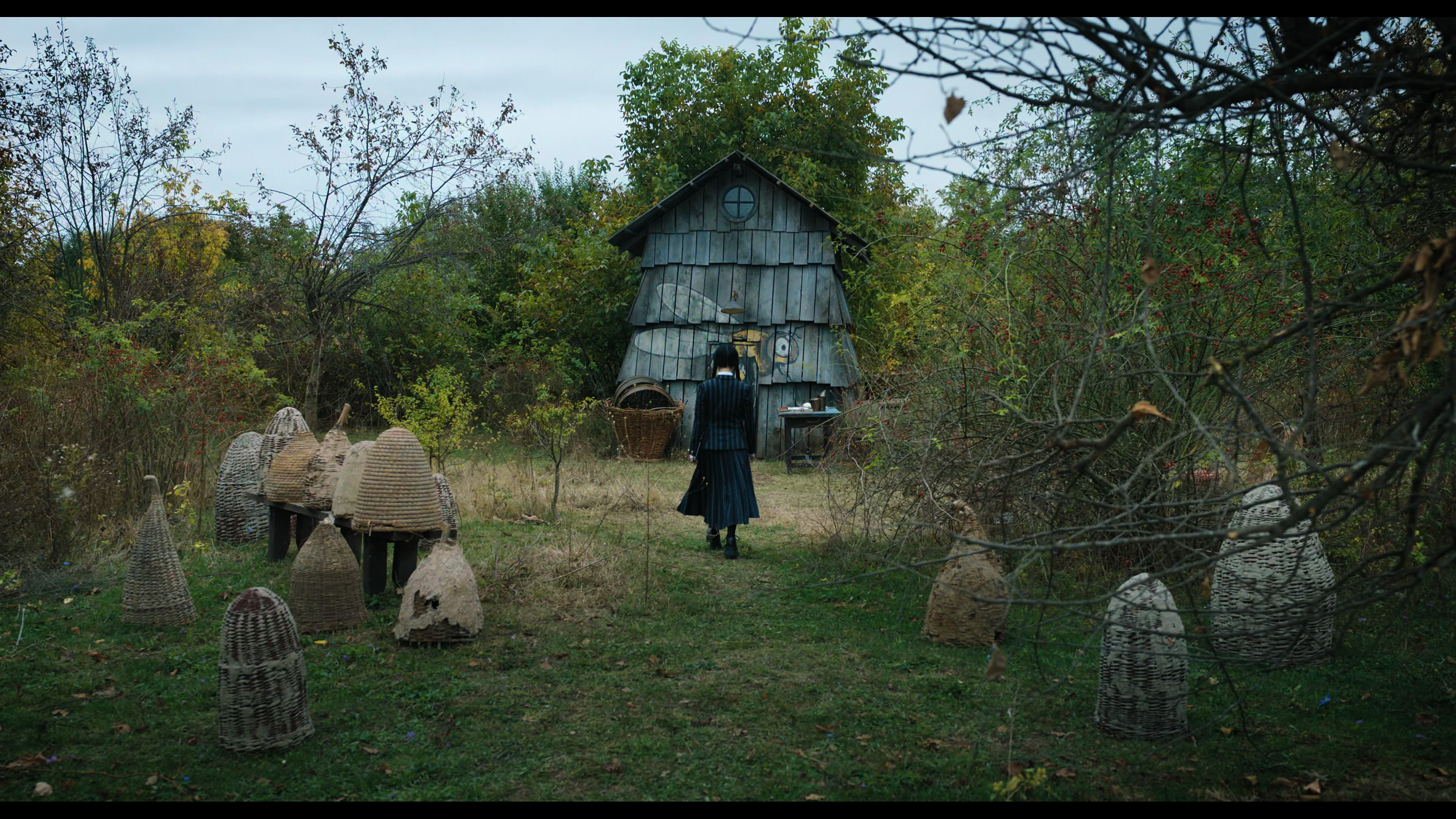 Wednesday S01E02 “Woe Is the Loneliest Number” HD screenshot 1817