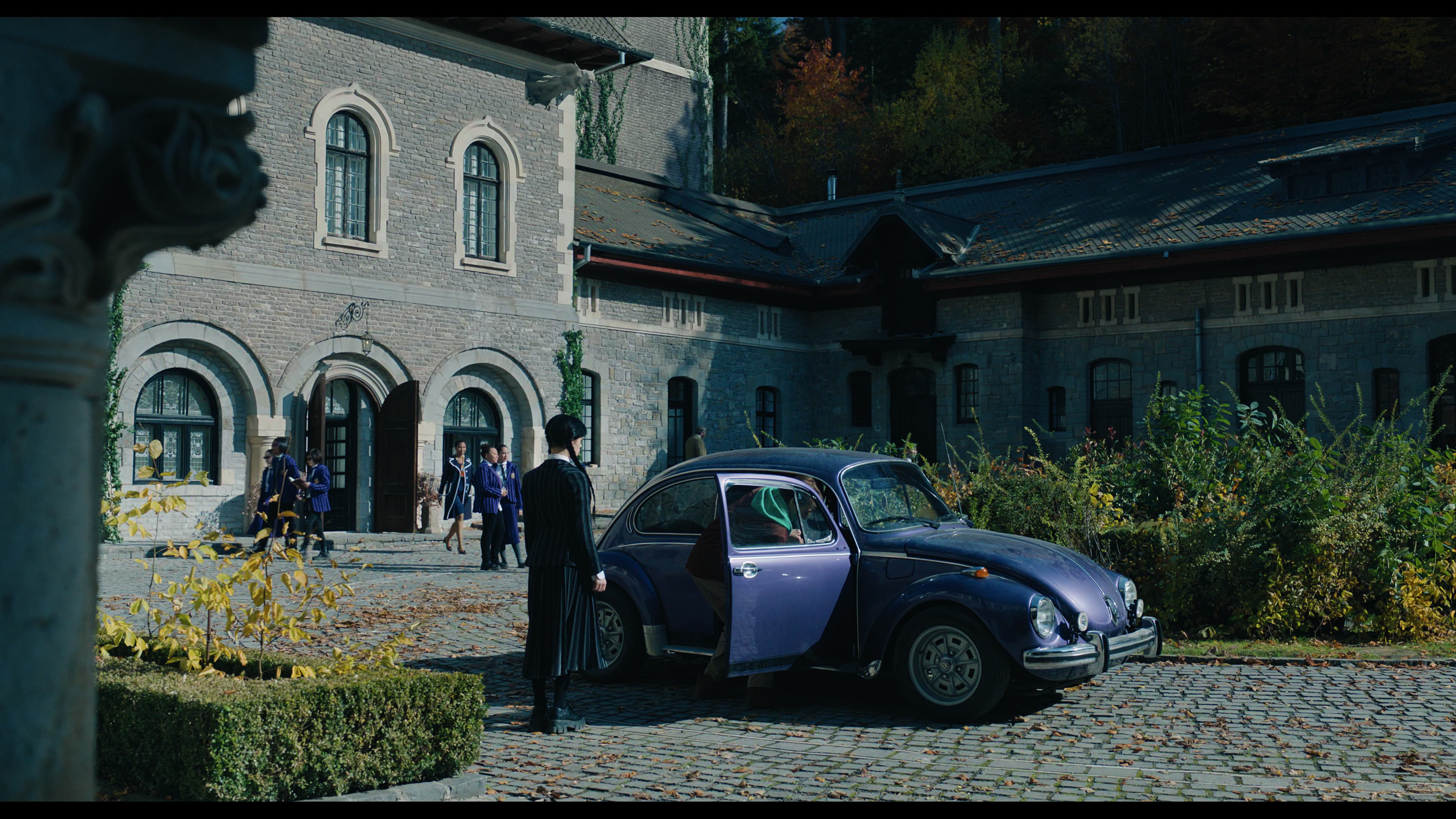 Wednesday S01E02 “Woe Is the Loneliest Number” screencap 1968