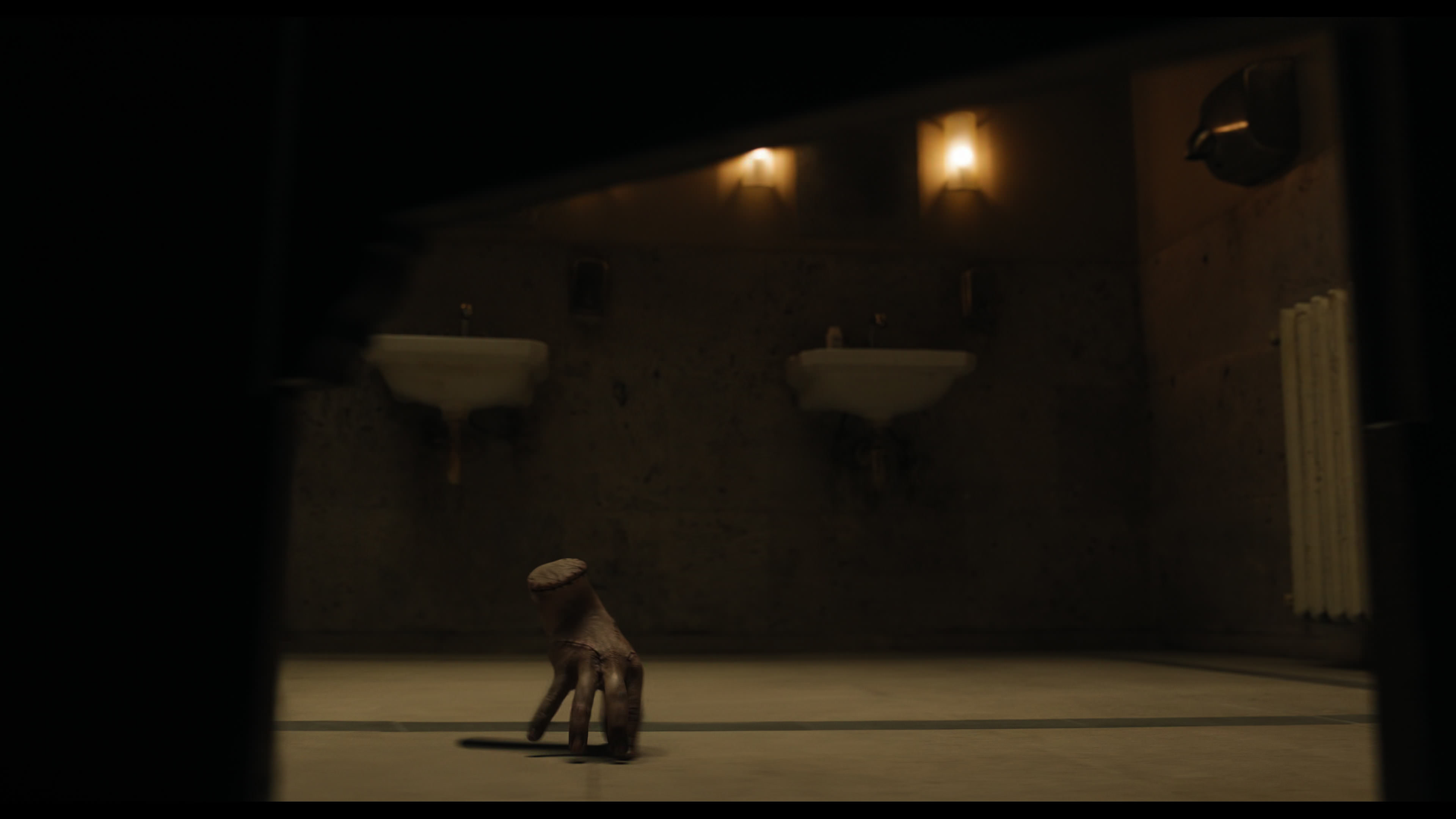 Wednesday S01E02 “Woe Is the Loneliest Number” screencap 2229