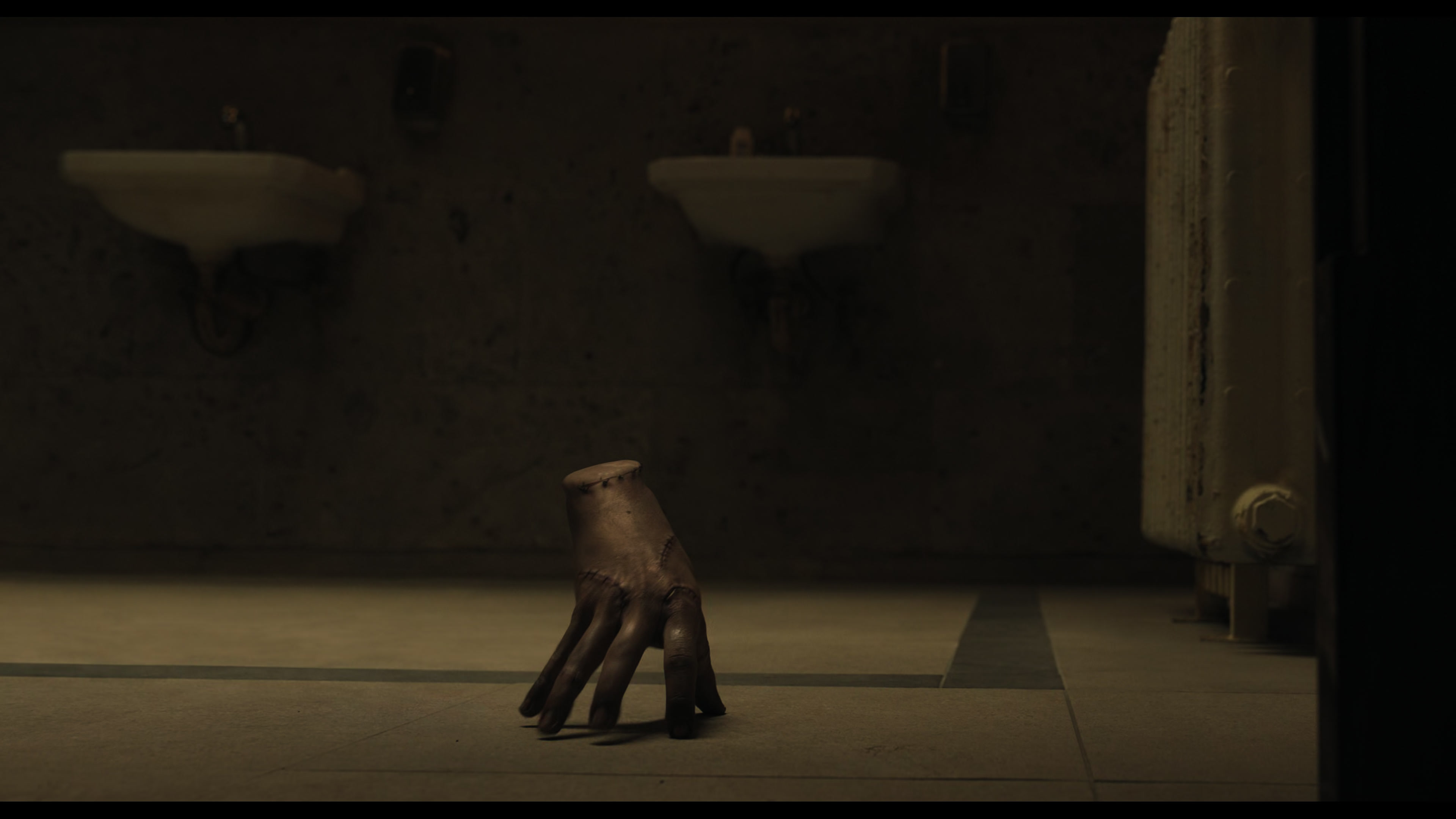 Wednesday S01E02 “Woe Is the Loneliest Number” screencap 2241