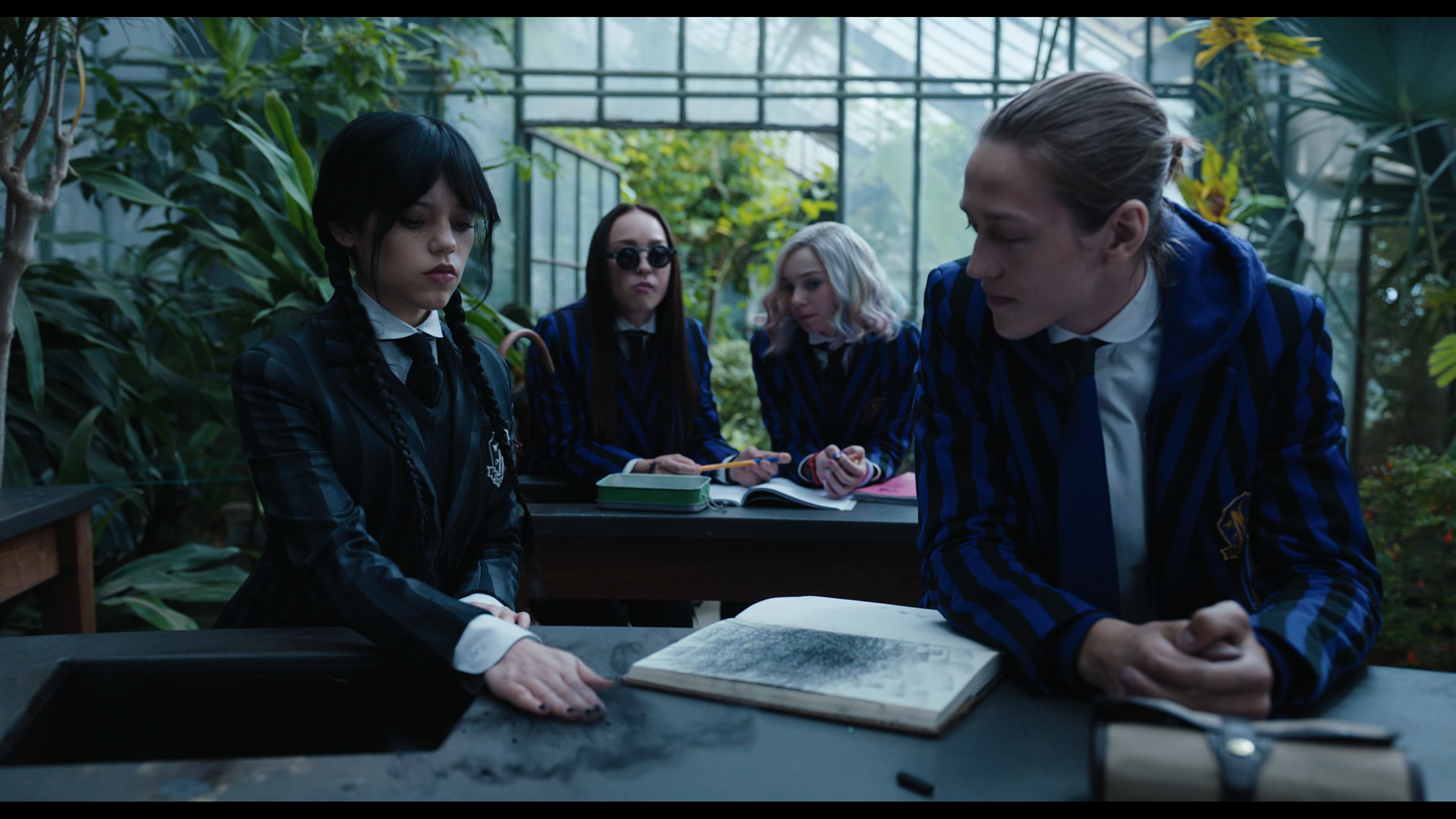 Wednesday S01E02 “Woe Is the Loneliest Number” movie still 2476