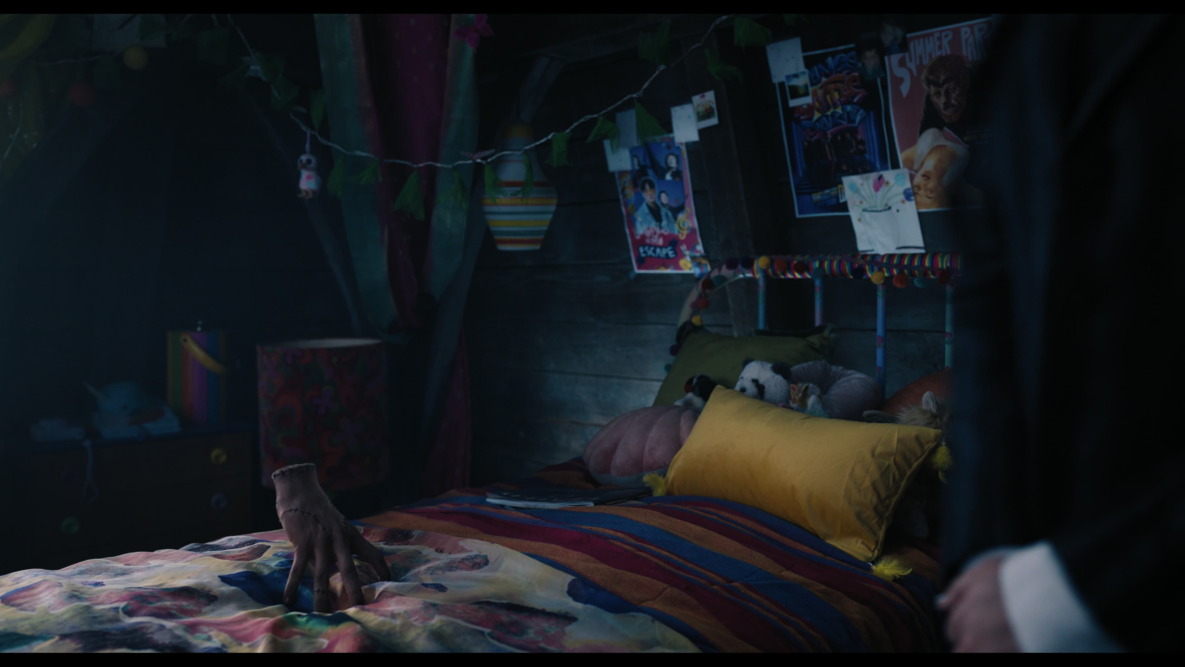 Wednesday S01E02 “Woe Is the Loneliest Number” HD screenshot 3032