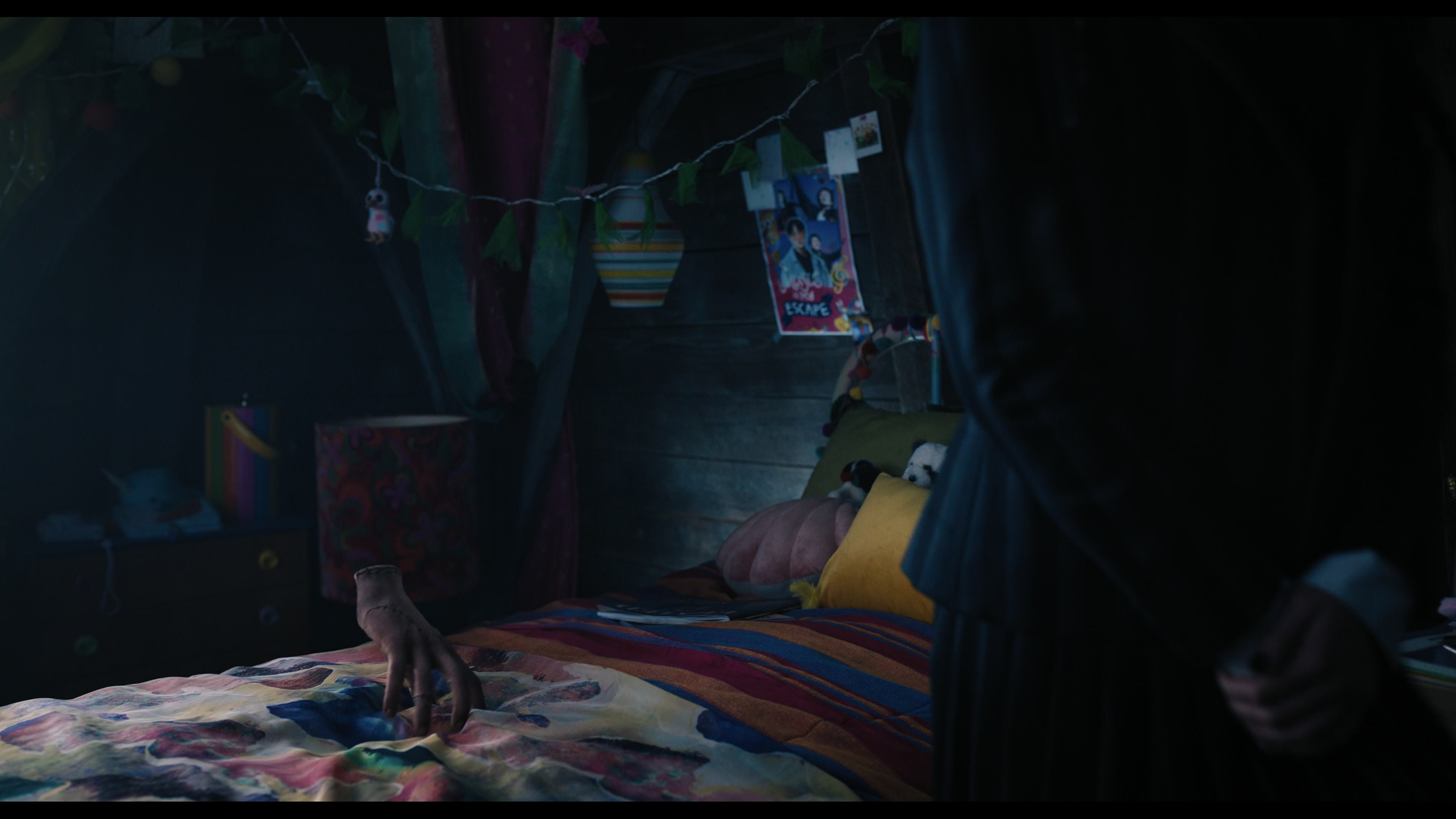 Wednesday S01E02 “Woe Is the Loneliest Number” screencap 3033