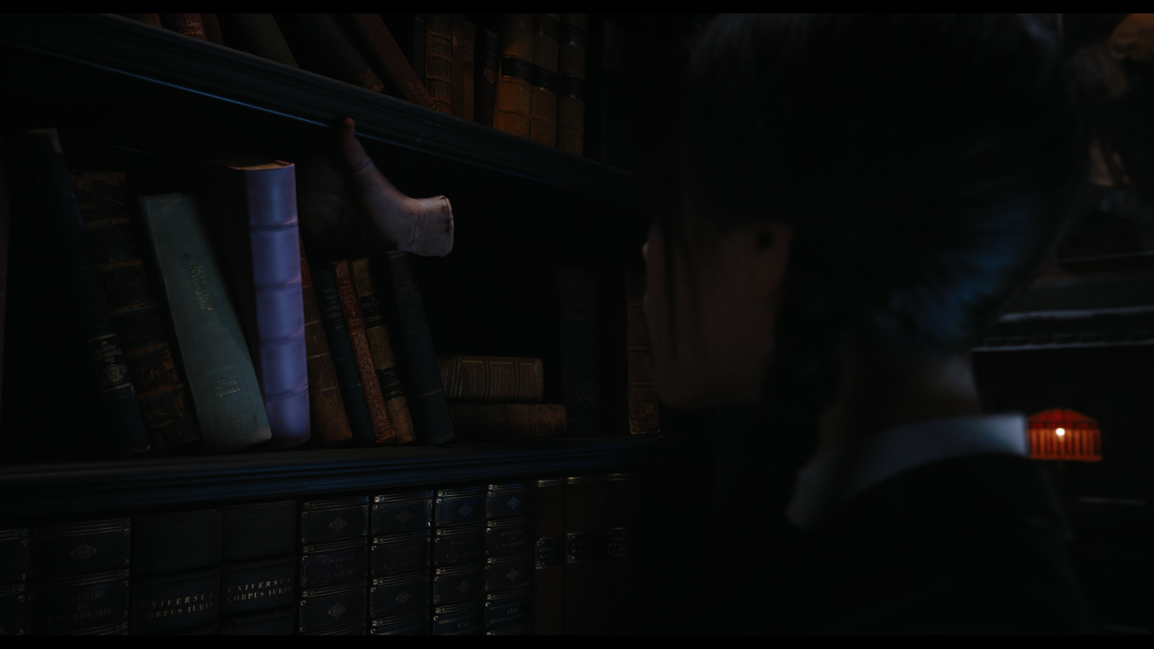 Wednesday S01E02 “Woe Is the Loneliest Number” HD screenshot 3716