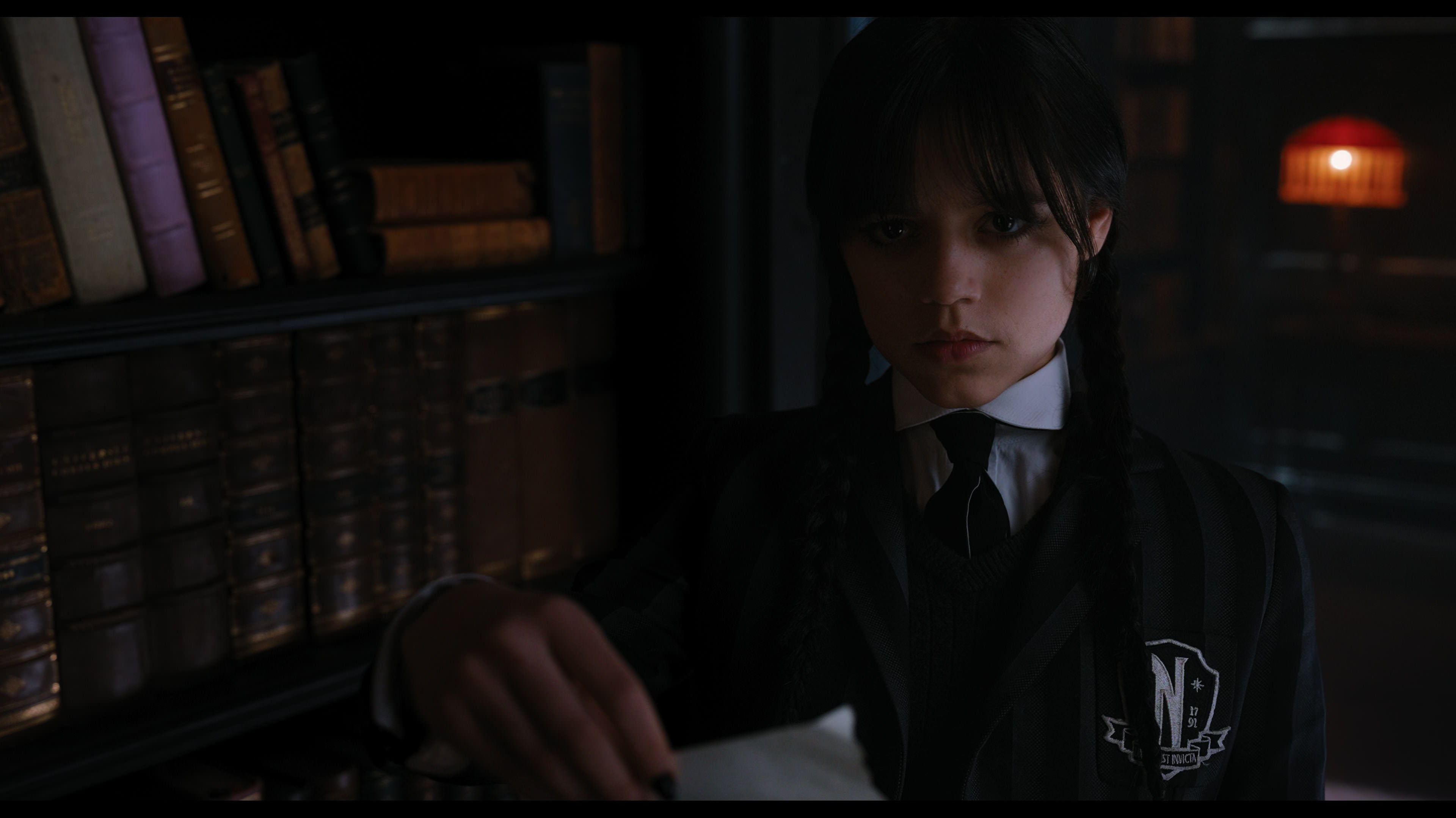 Wednesday S01E02 “Woe Is the Loneliest Number” HD screenshot 3812