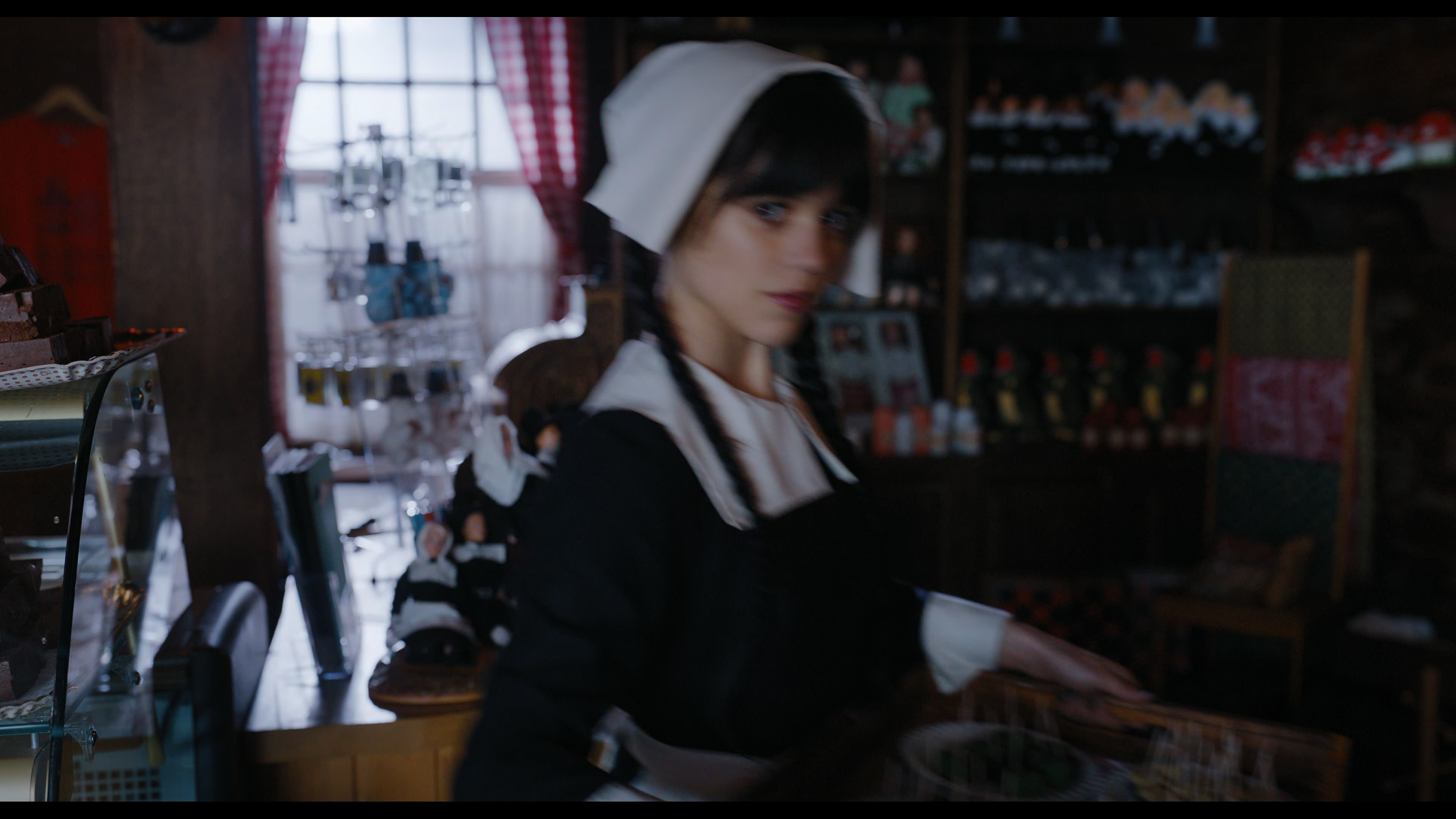 Wednesday S01E03 “Friend or Woe” HD screenshot 1877
