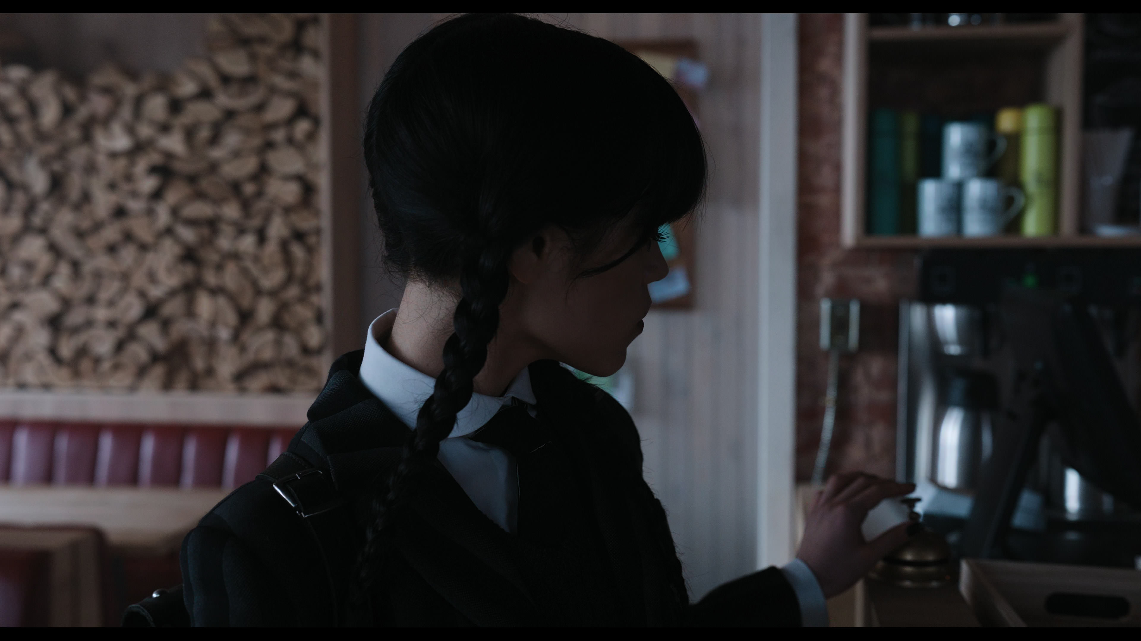 Wednesday S01E03 “Friend or Woe” HD screenshot 3206